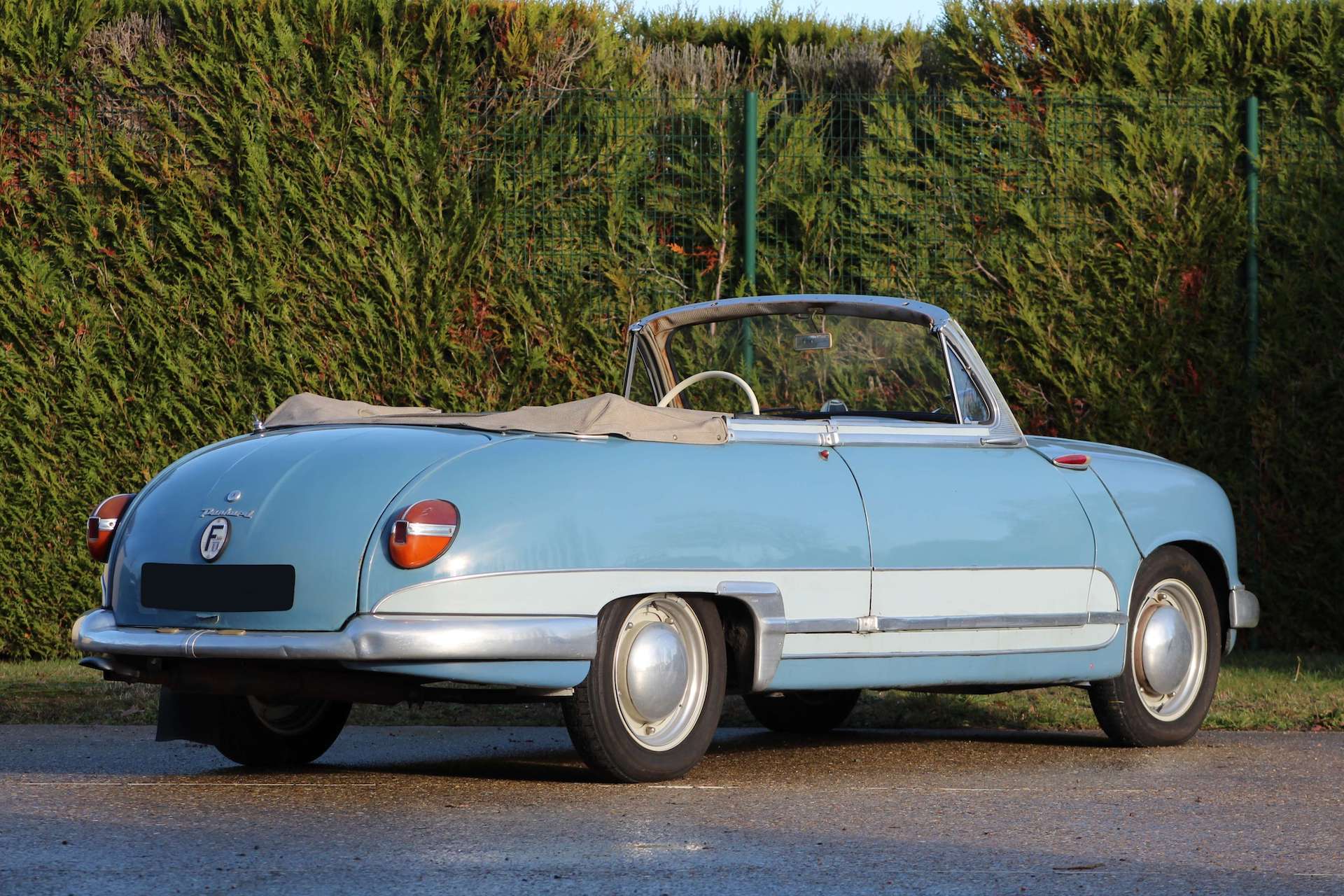 Panhard Dyna Cabriolet Grand Standing 1957_03