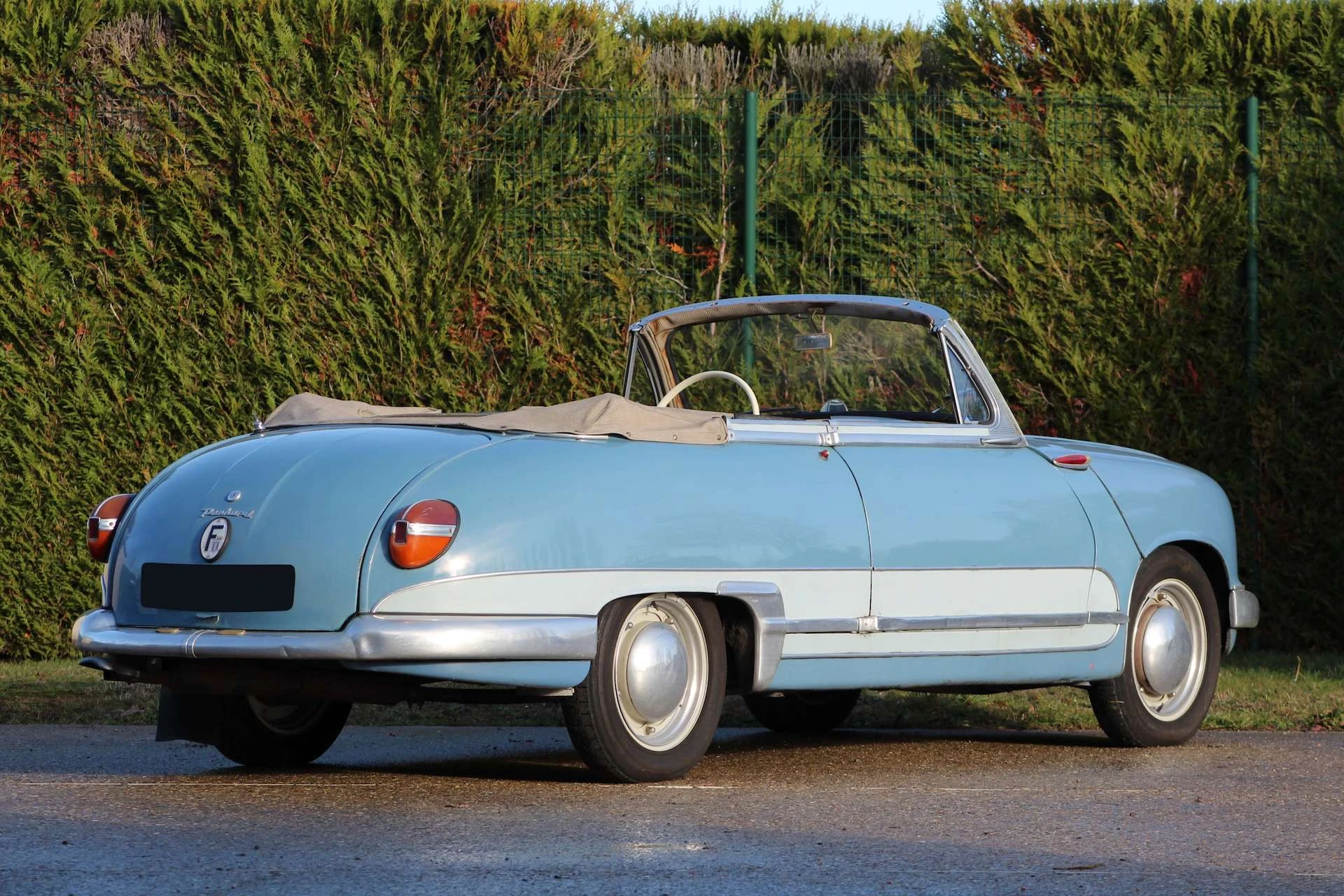 Panhard Dyna Cabriolet Grand Standing 1957_03