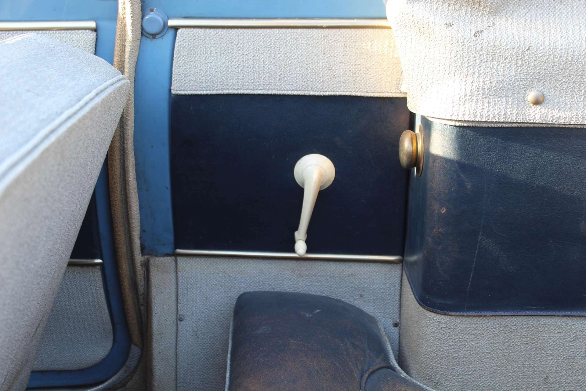 Panhard Dyna Cabriolet Grand Standing 1957_06