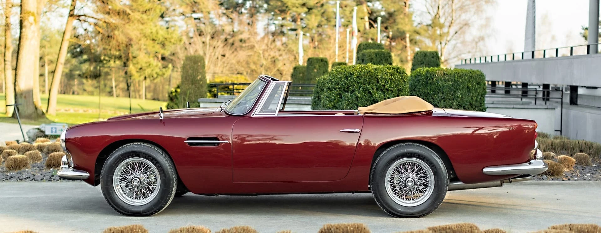 Aston Martin DB4 Cabriolet Superleggera - 1962 5