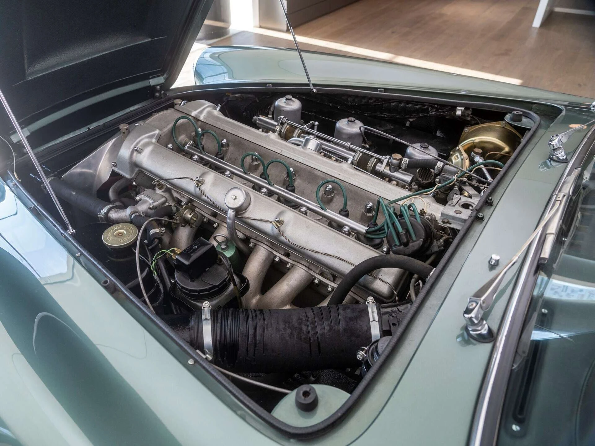 Aston Martin DB4 Cabriolet Superleggera - 1963 3