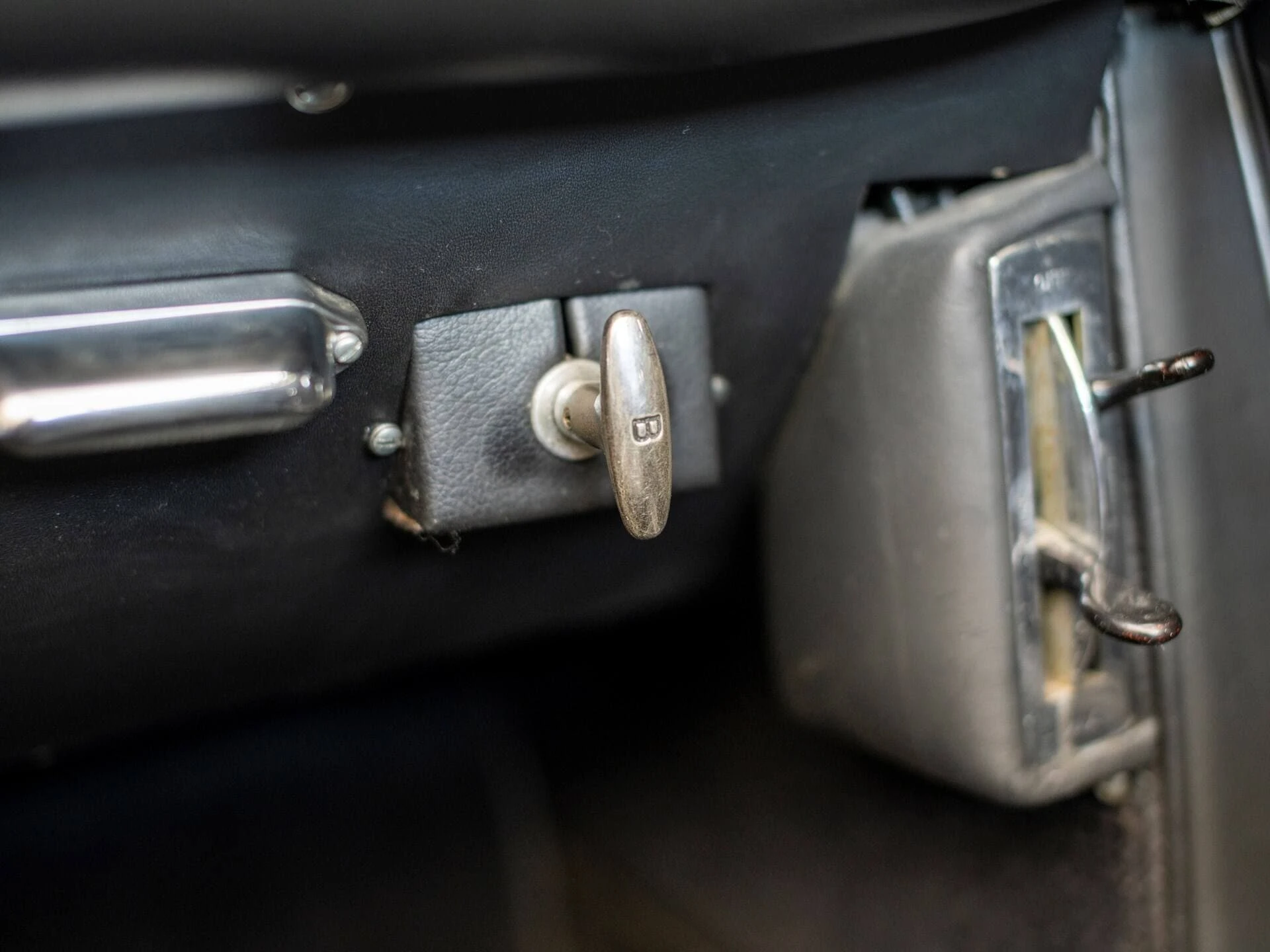 Aston Martin DB4 Cabriolet Superleggera - 1963 75