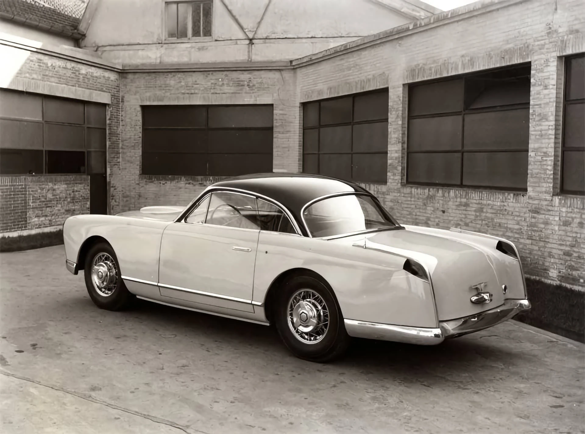 Facel Vega Prototype 'V' 1954 24