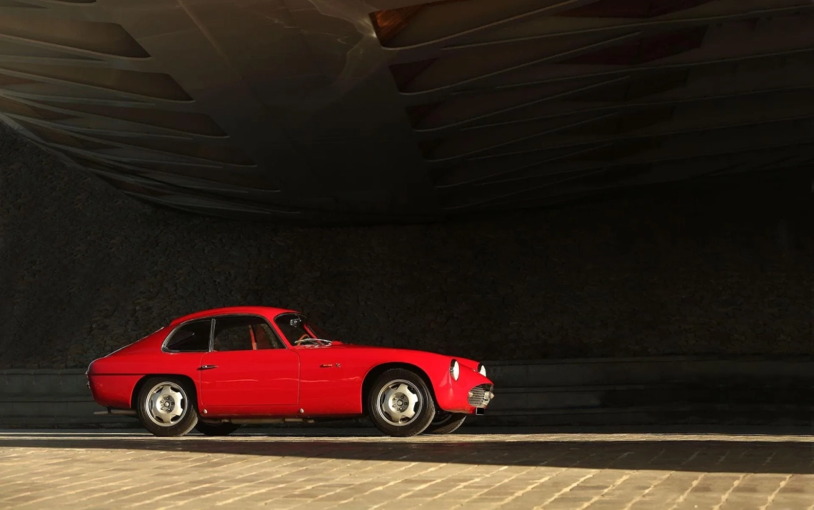 Osca 1600 GT berlinette double bubble Zagato 1963 7