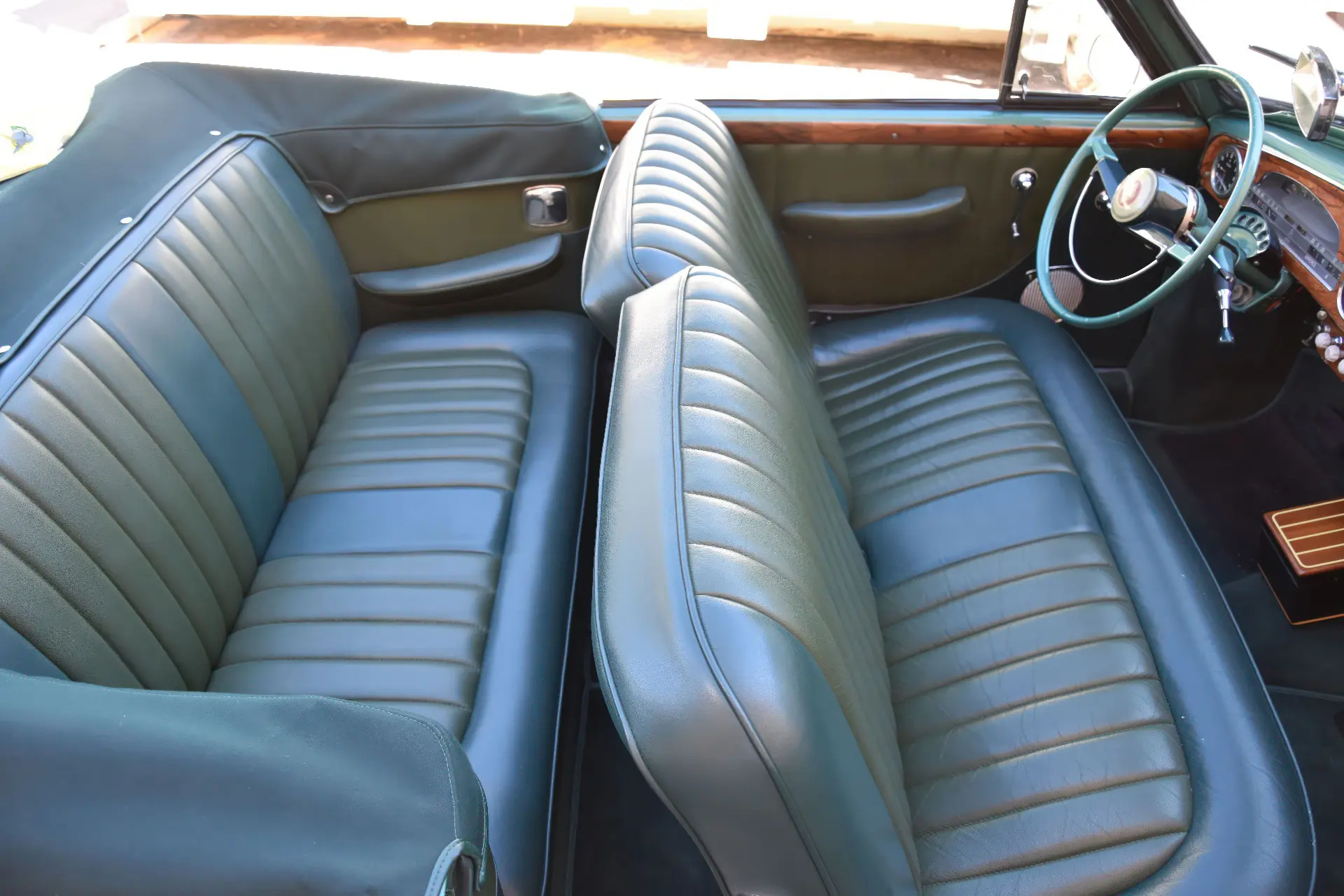 Renault Fégrate Cabriolet (Chapron) - 1959 - 05