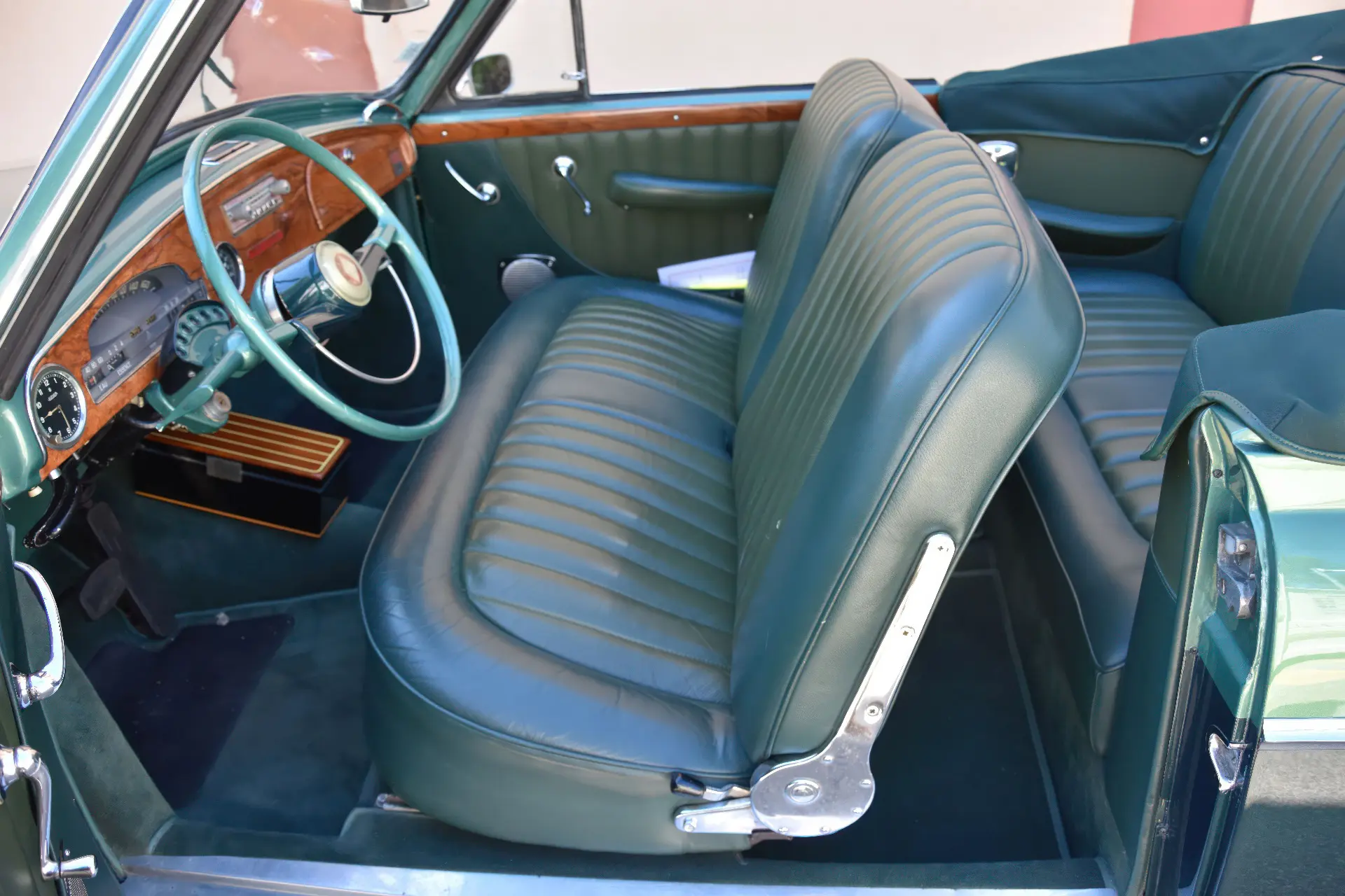 Renault Fégrate Cabriolet (Chapron) - 1959 - 06