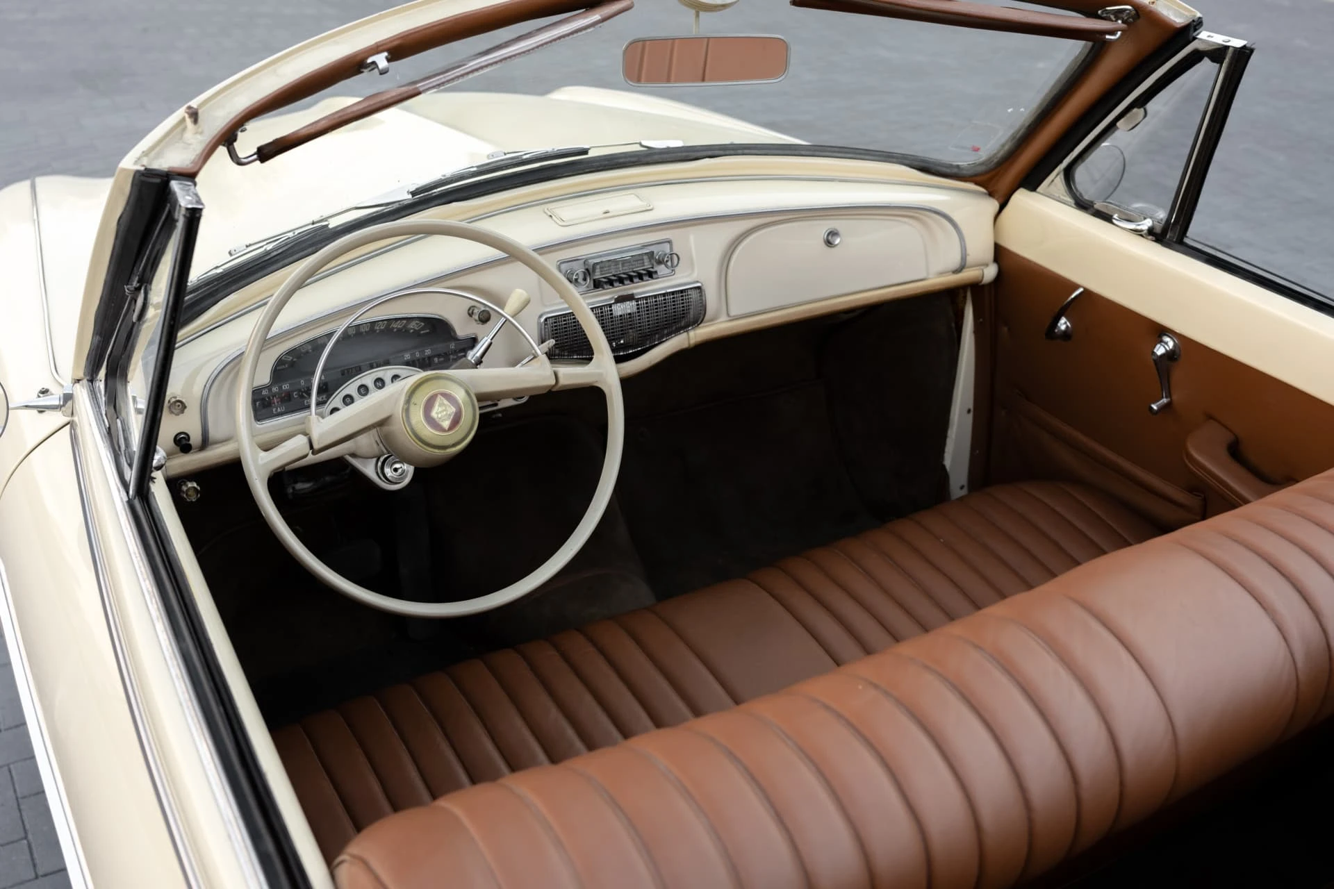 Renault Frégate Cabriolet (Letourneur & Marchand) - 1959 9