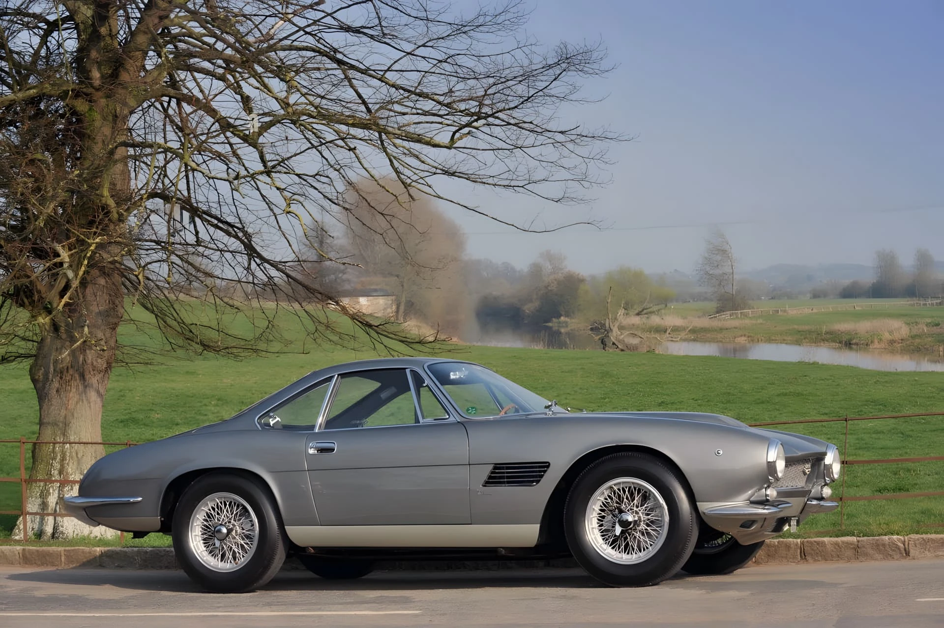 Aston-Martin-DB4-GT-Bertone-Jet-1961- 57