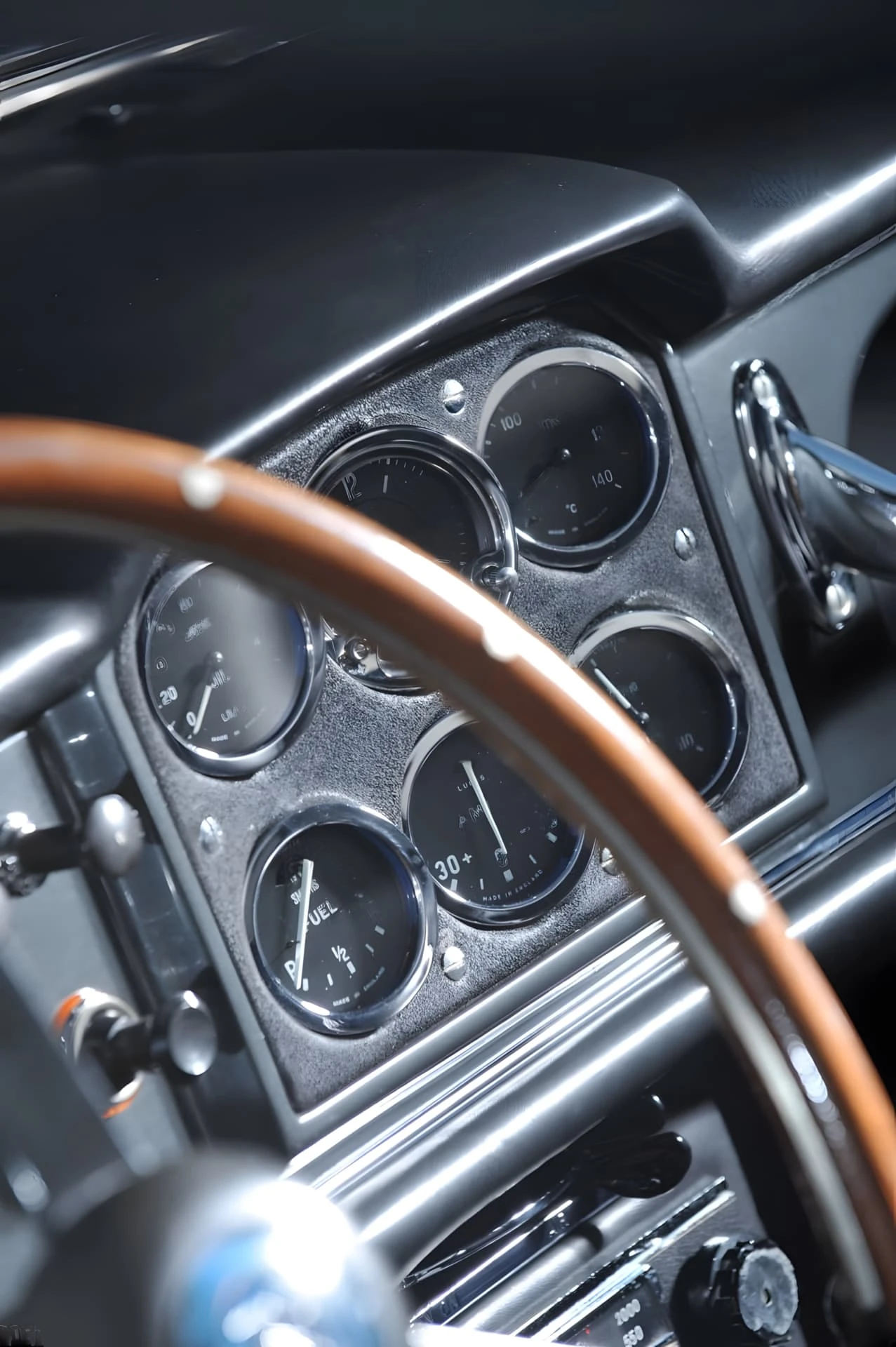 Aston-Martin-DB4-GT-Bertone-Jet-1961- 60