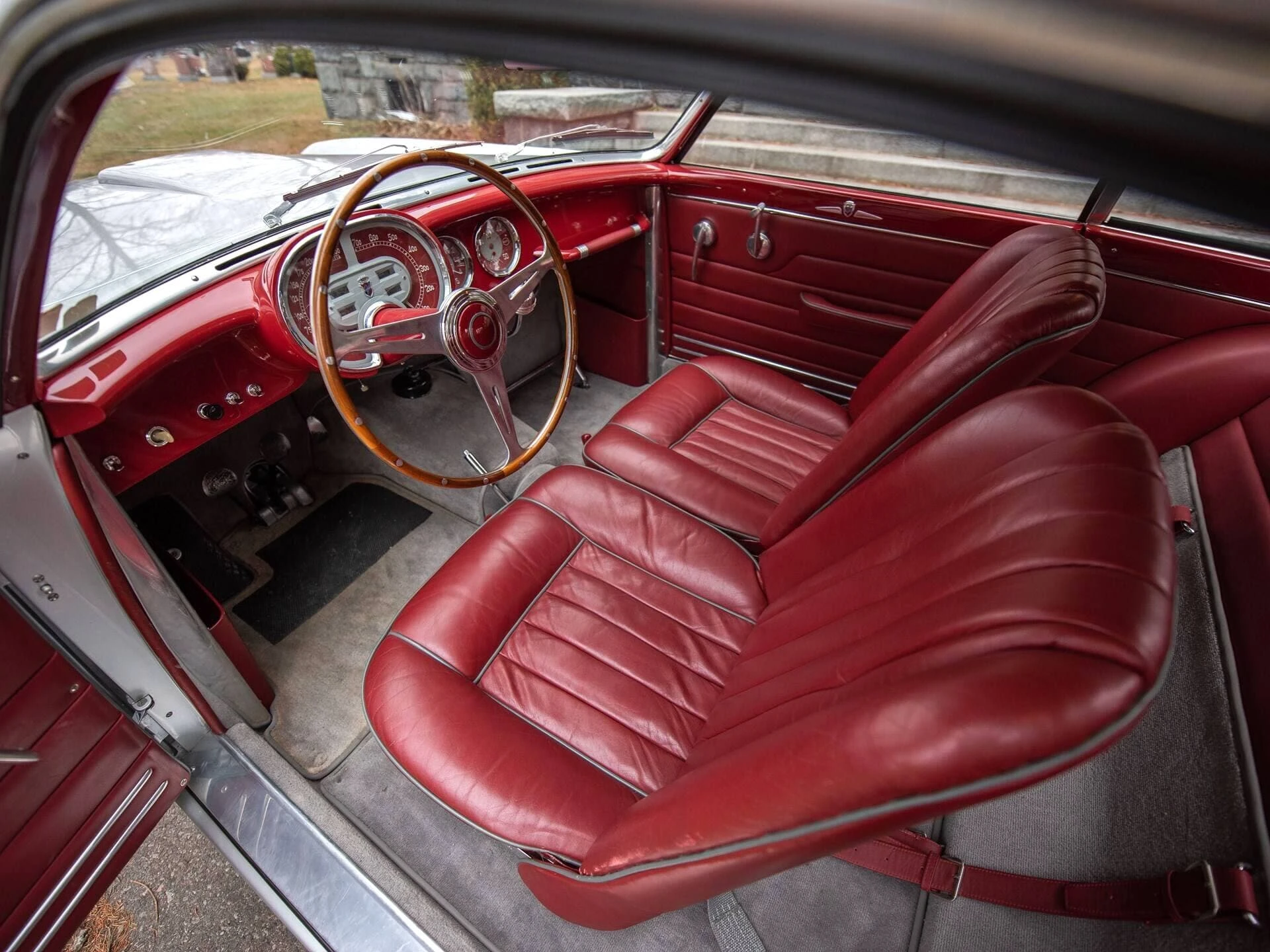 Fiat 8V Coupé Ghia 1953 4