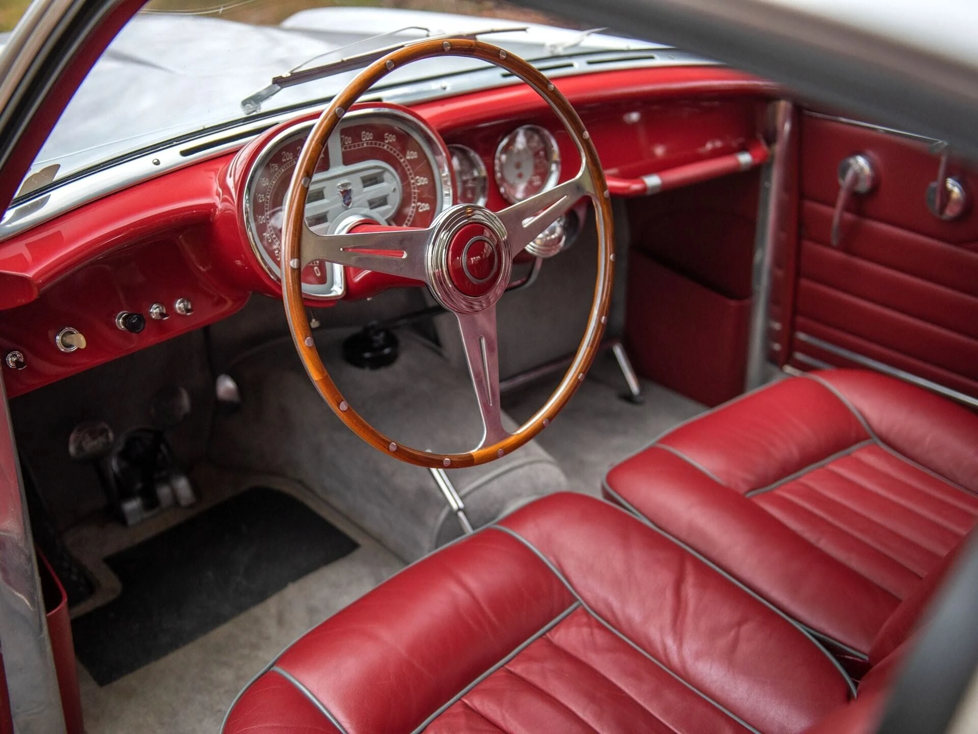 Fiat 8V Coupé Ghia 1953 48