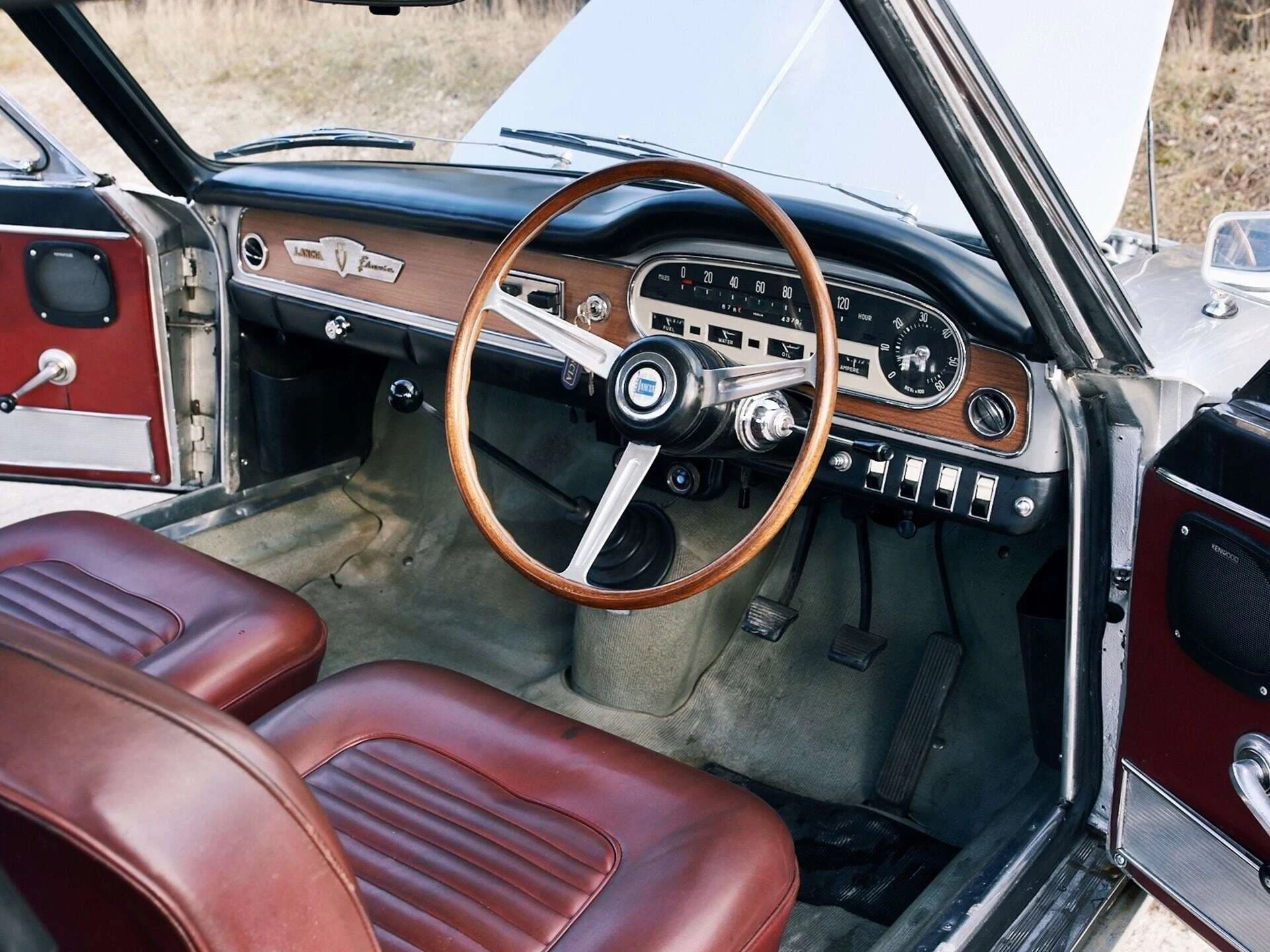 Lancia Flavia Vignale 1967 4