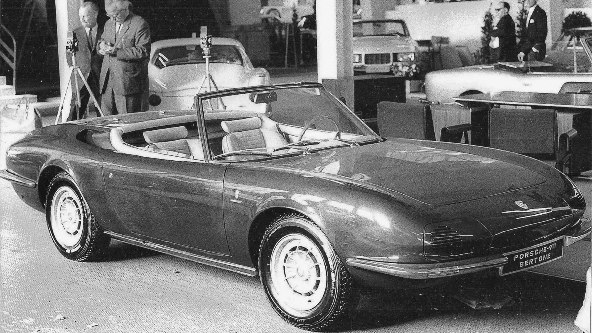 Porsche 911 Spyder Bertone 1966 26