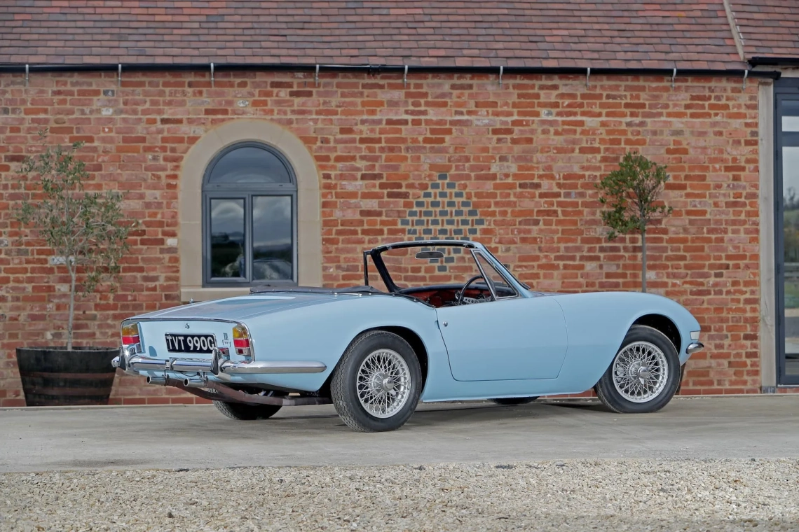 Triumph Fury-43
