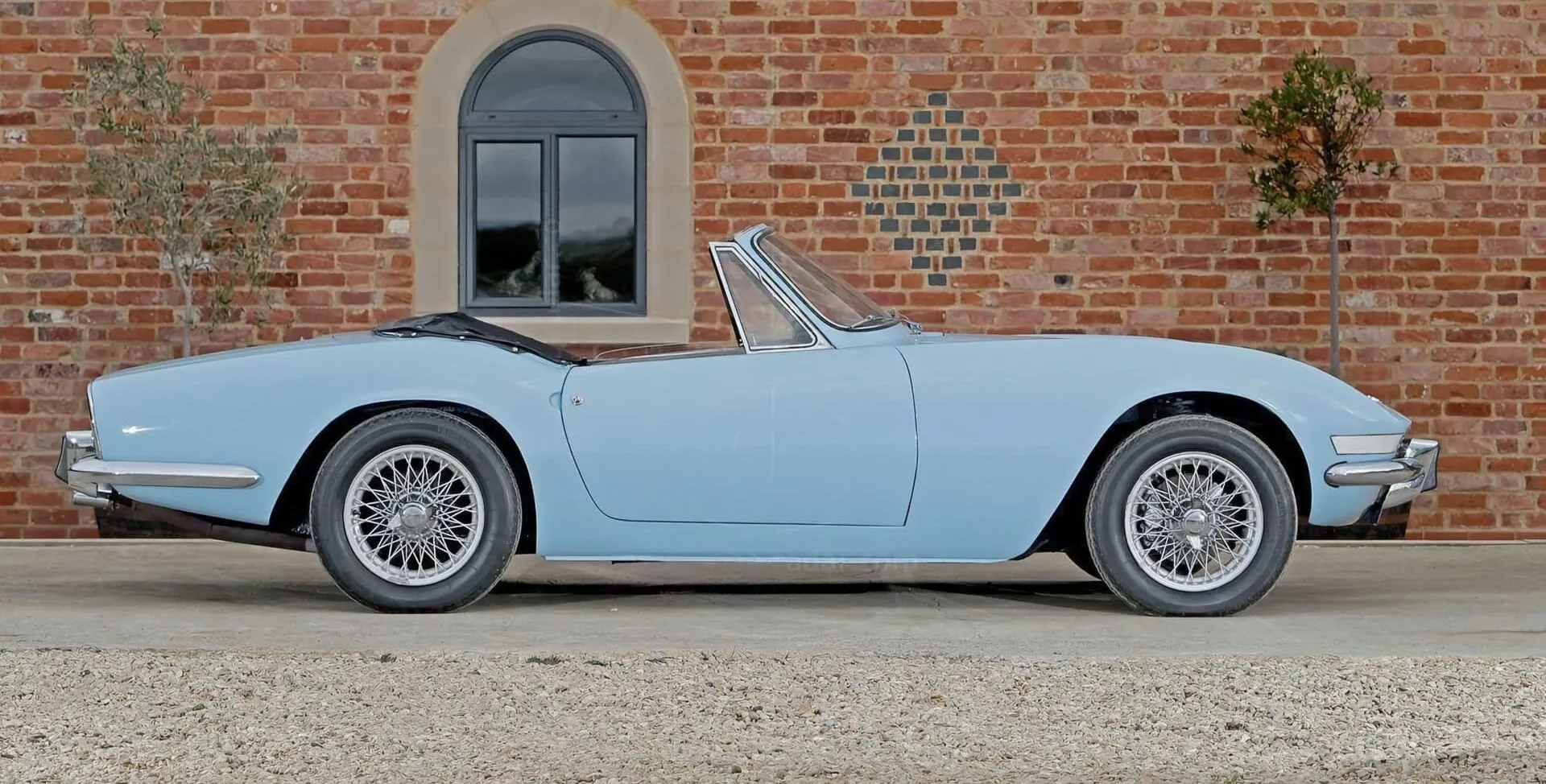 Triumph Fury Michelotti 1964 04