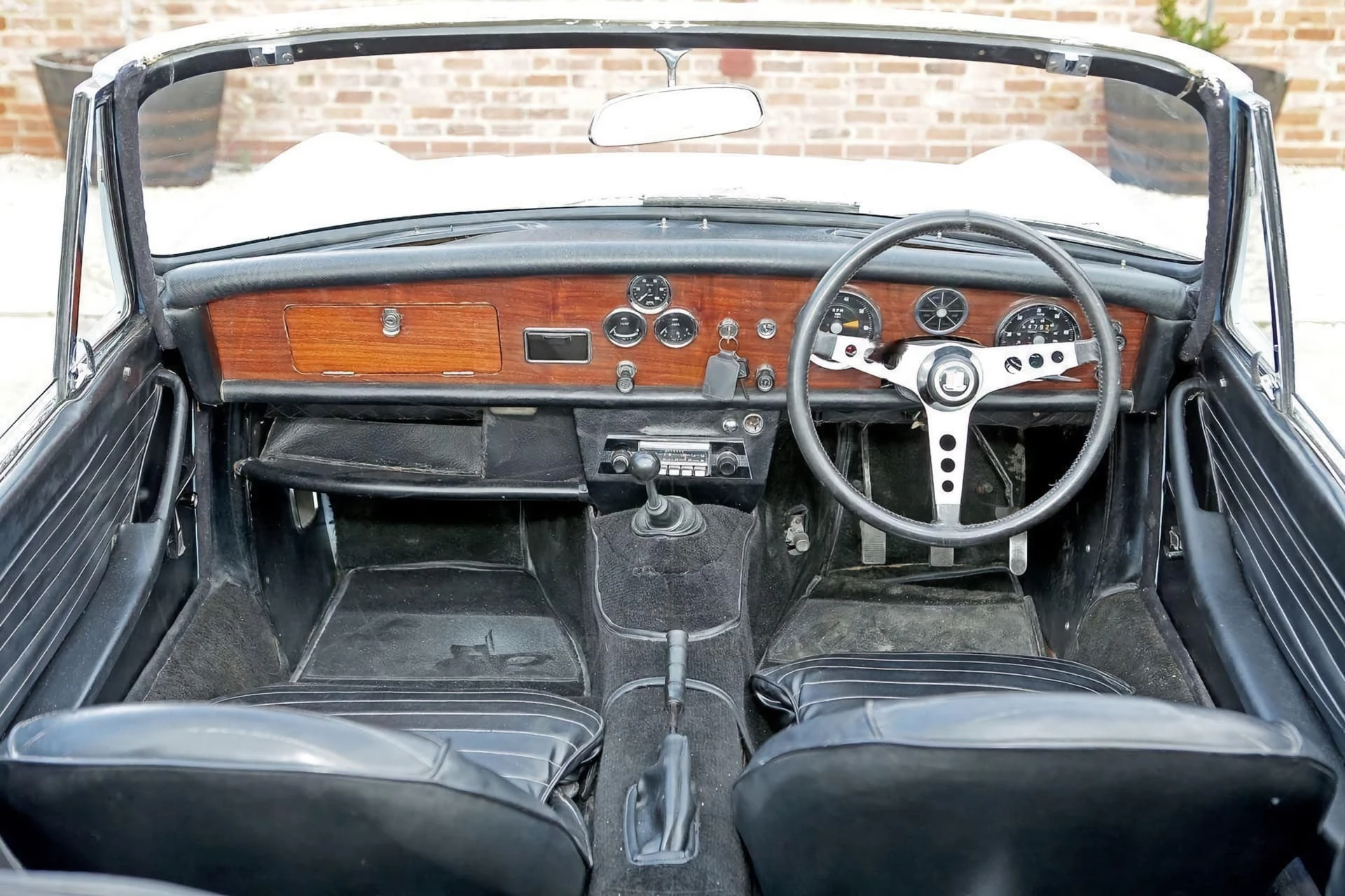 Triumph Fury Michelotti 1964 18