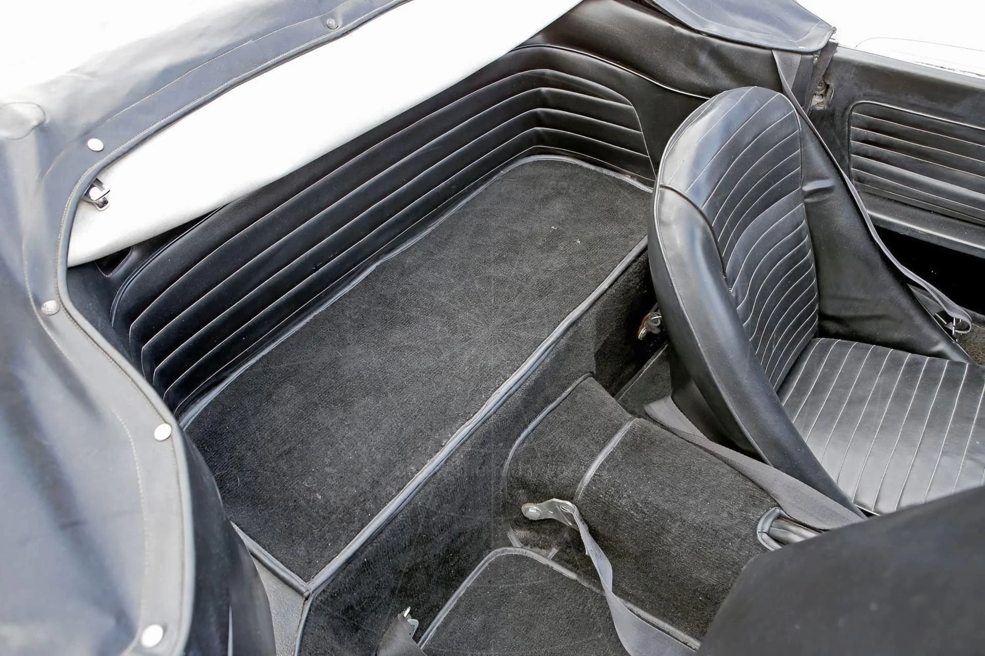 Triumph Fury Michelotti 1964 21