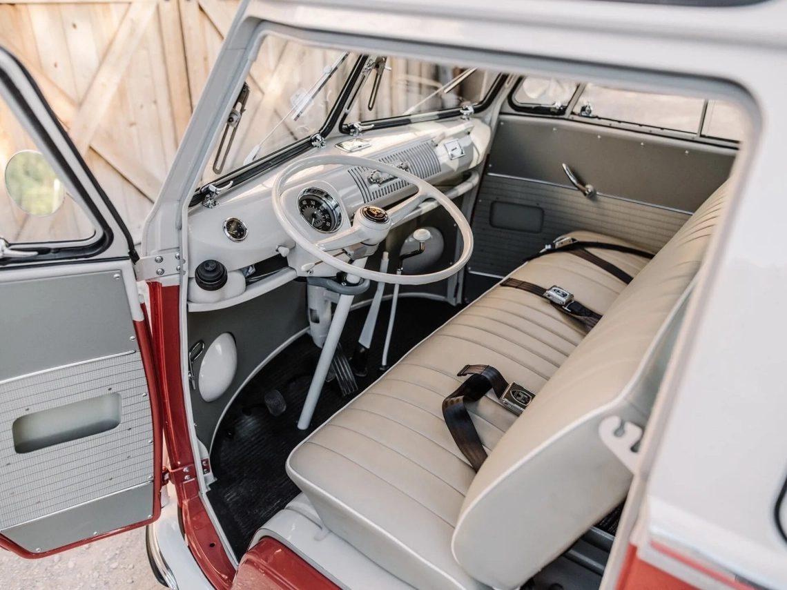 Volkswagen Combi Deluxe 1962 10