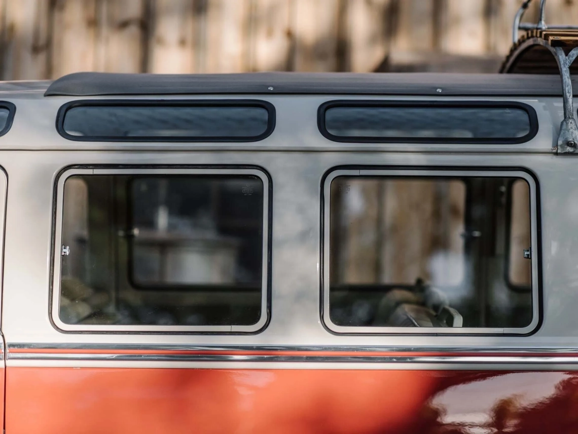 Volkswagen Combi Deluxe 1962 34