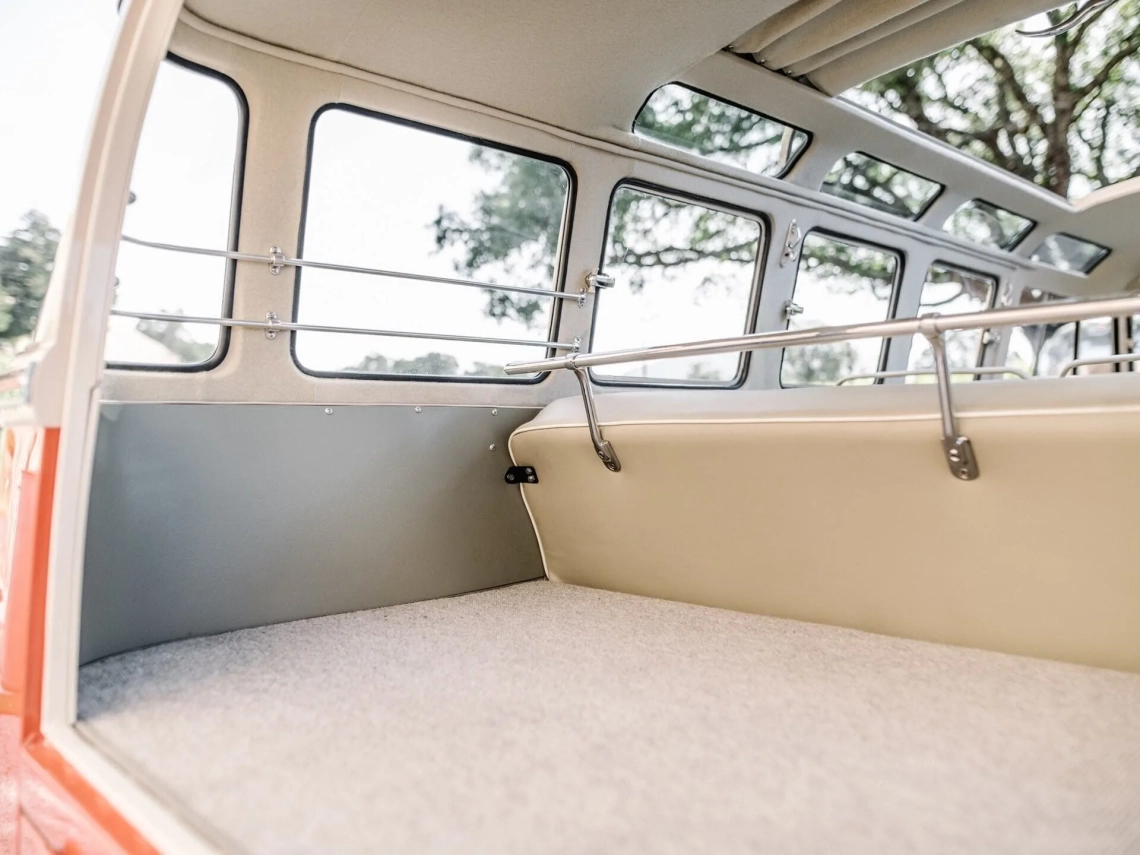 Volkswagen Combi Deluxe 1962 52