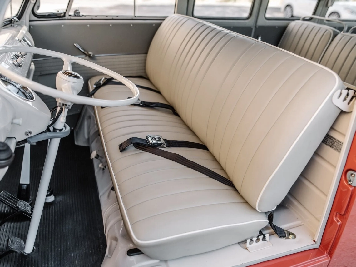 Volkswagen Combi Deluxe 1962 53