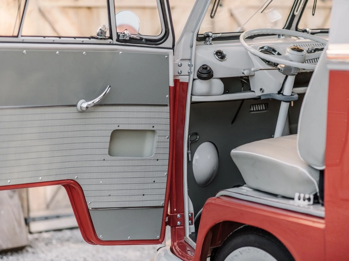 Volkswagen Combi Deluxe 1962 69