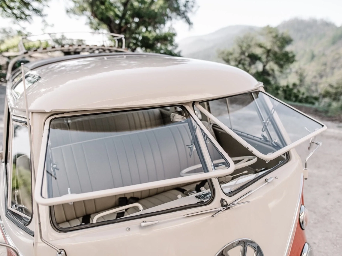 Volkswagen Combi Deluxe 1962 77