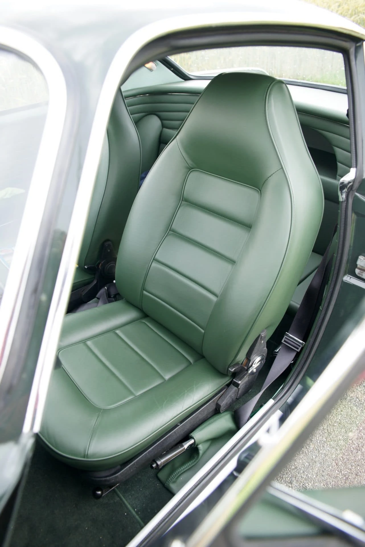 Volvo P1800 - Aston Martin DP208 1963 40