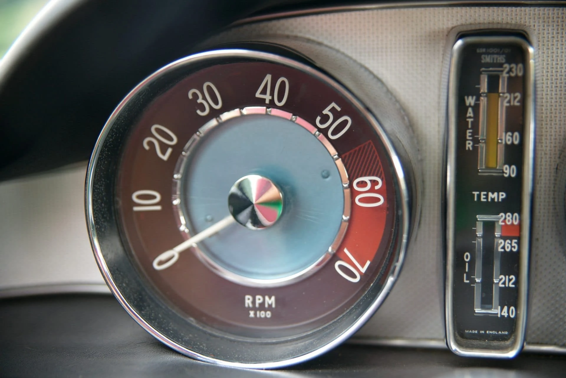 Volvo P1800 - Aston Martin DP208 1963 42