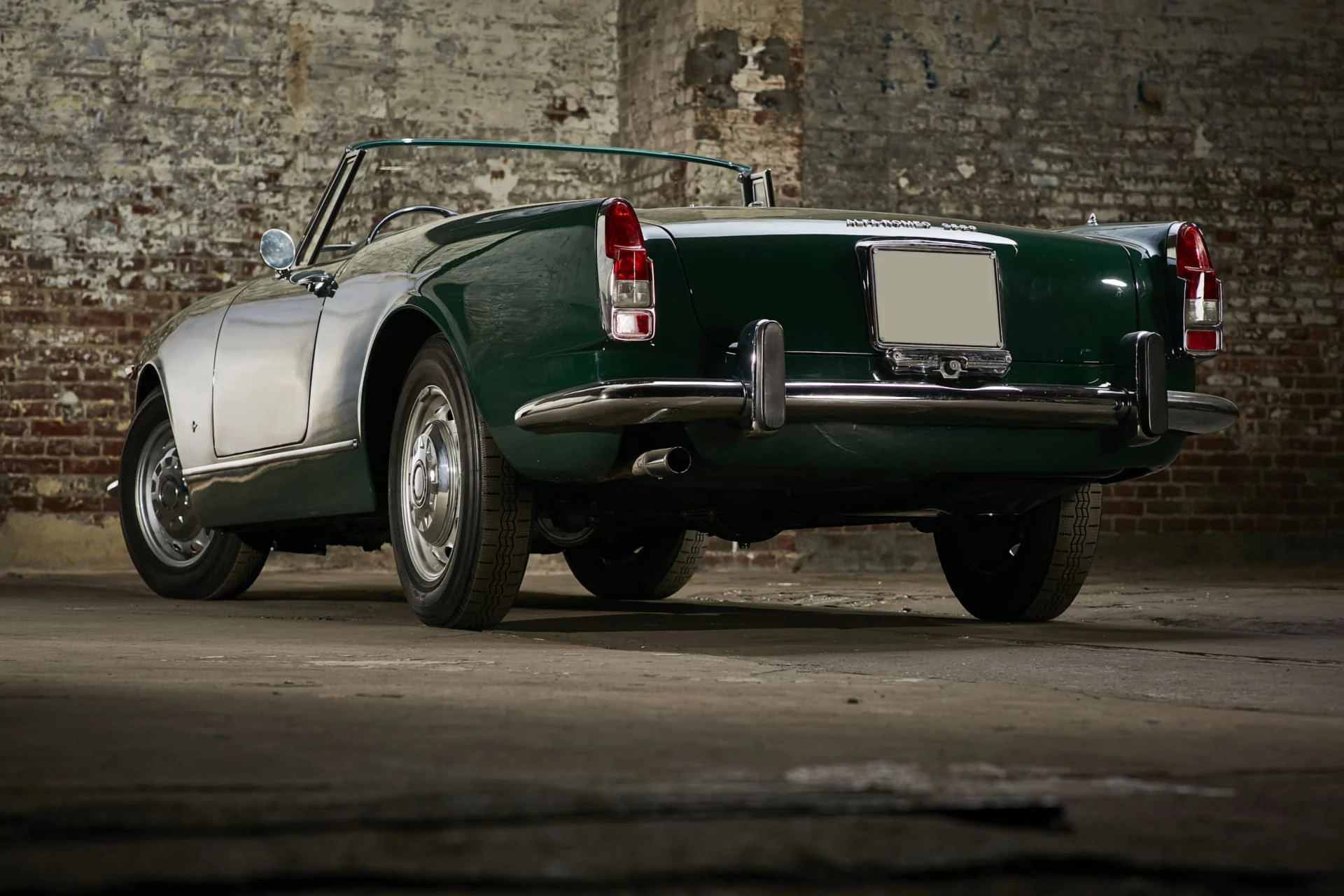 Alfa Romeo 2600 Spider Touring 1964 14