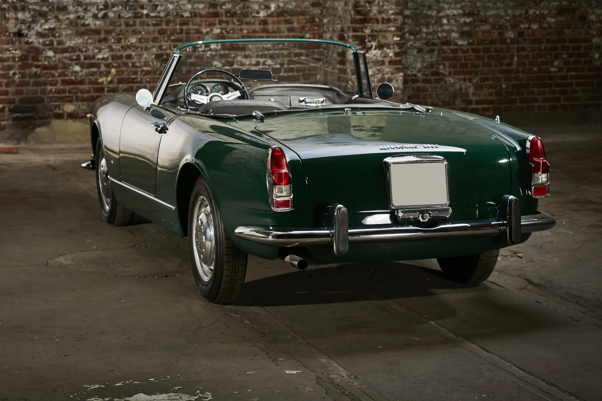 Alfa Romeo 2600 Spider Touring 1964 18