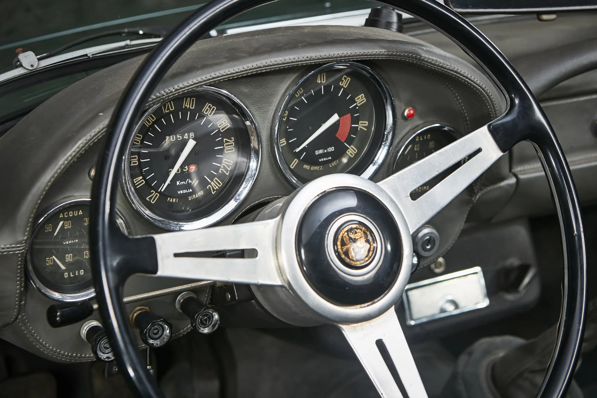 Alfa Romeo 2600 Spider Touring 1964 31