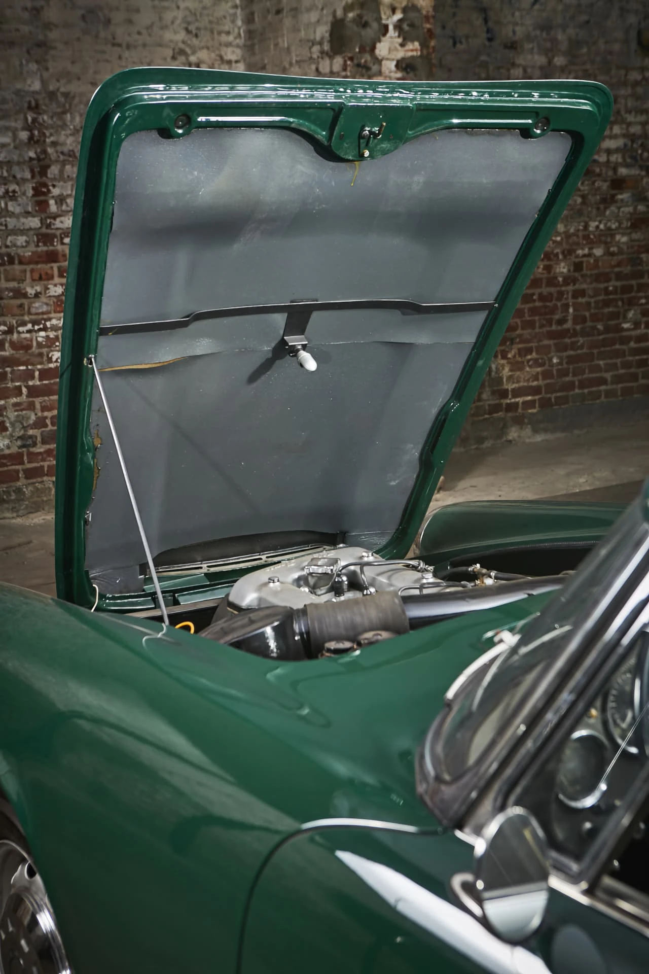 Alfa Romeo 2600 Spider Touring 1964 40