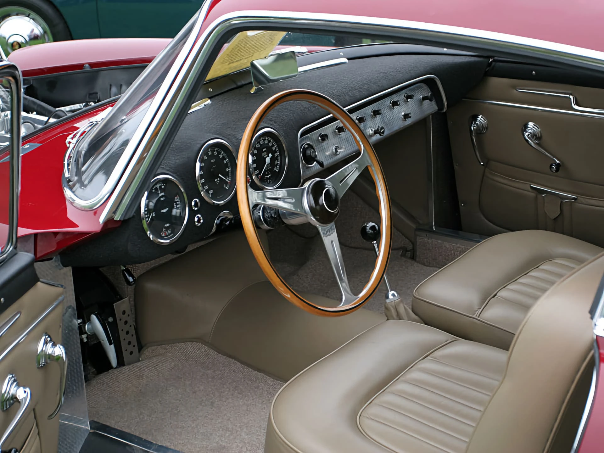 Aston Martin DB2-4 Allemano 1953 14