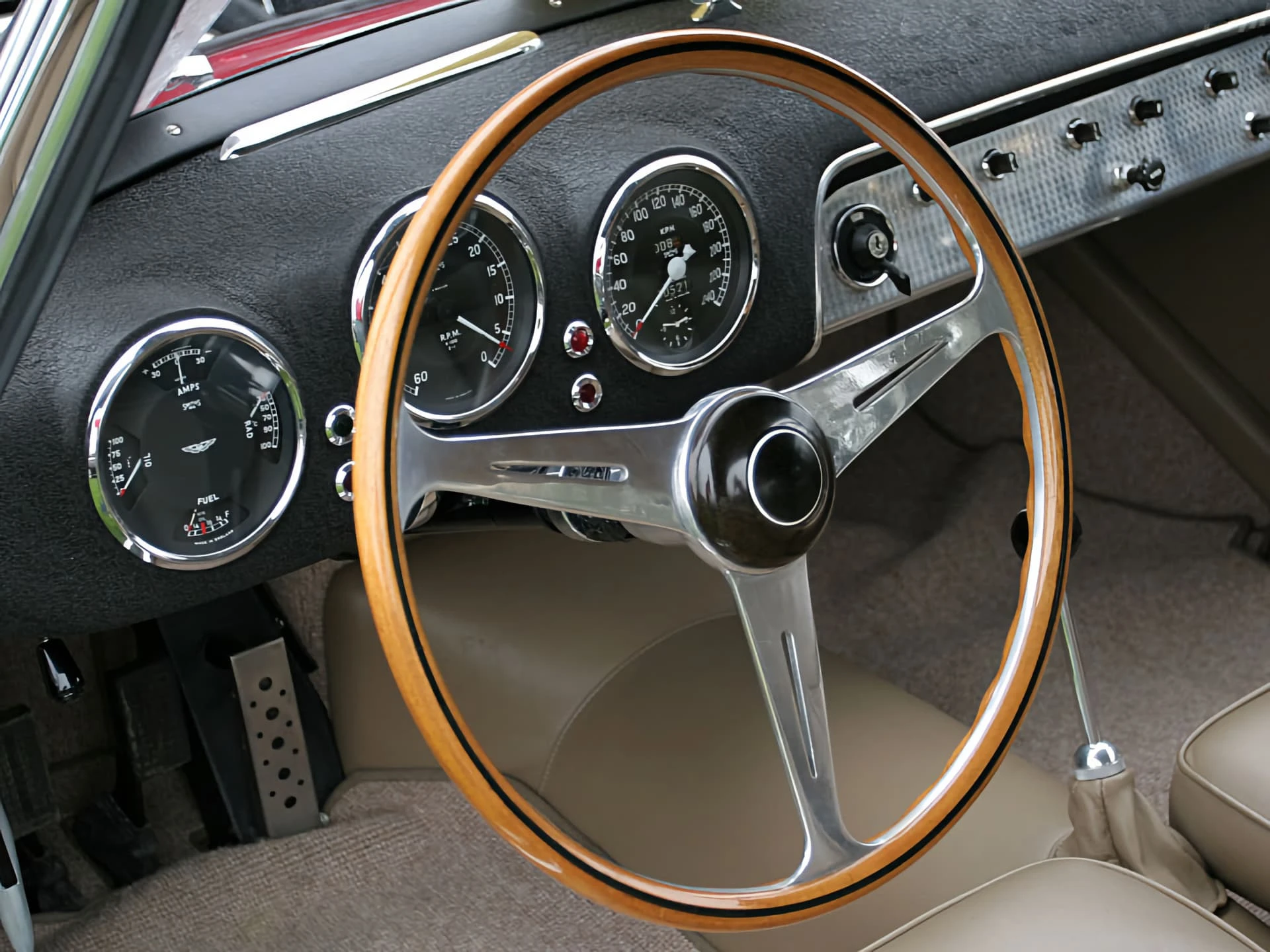 Aston Martin DB2-4 Allemano 1953 15