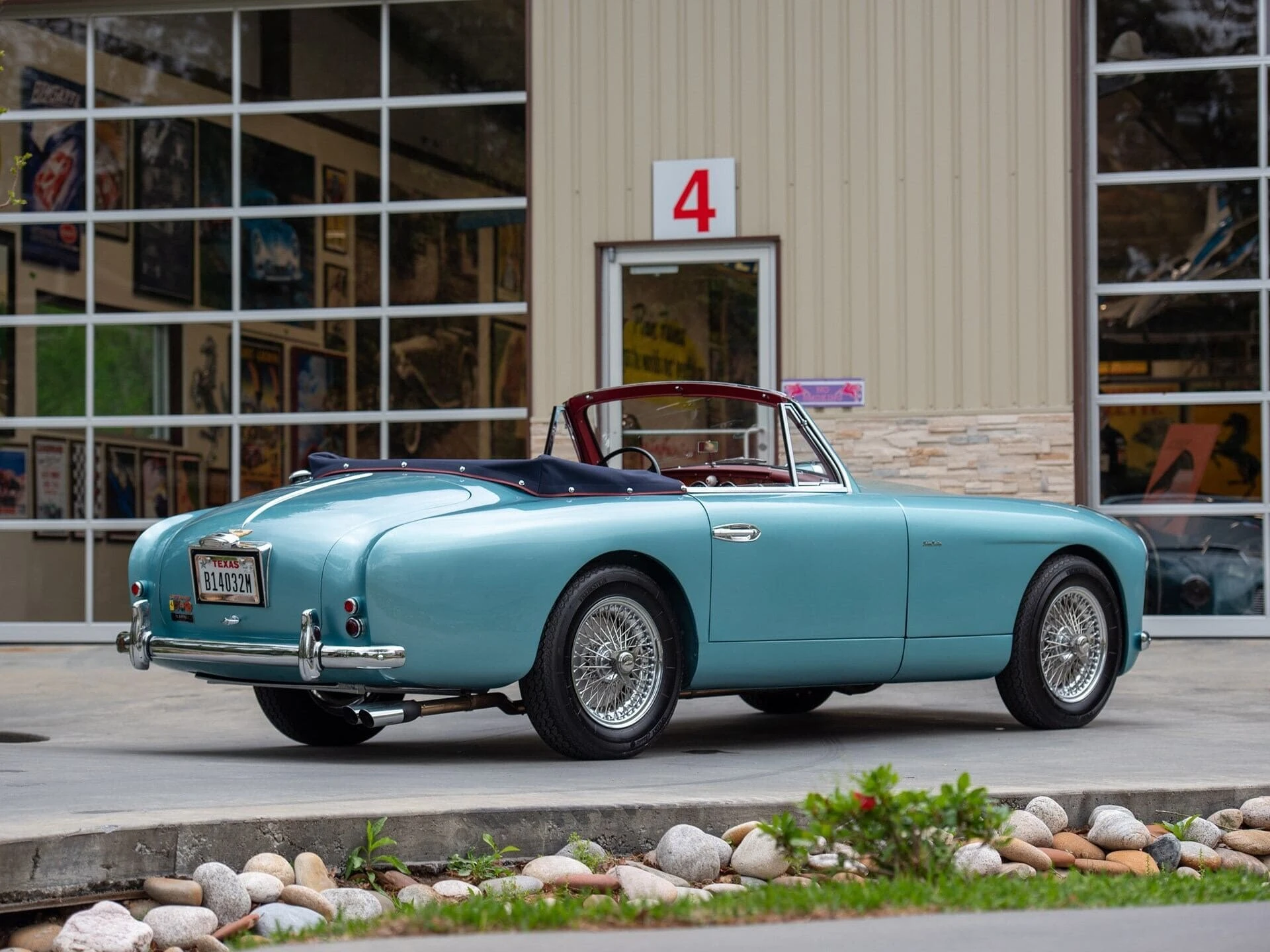 Aston Martin DB2:4 Drophead Coupe Mulliners 1955 2