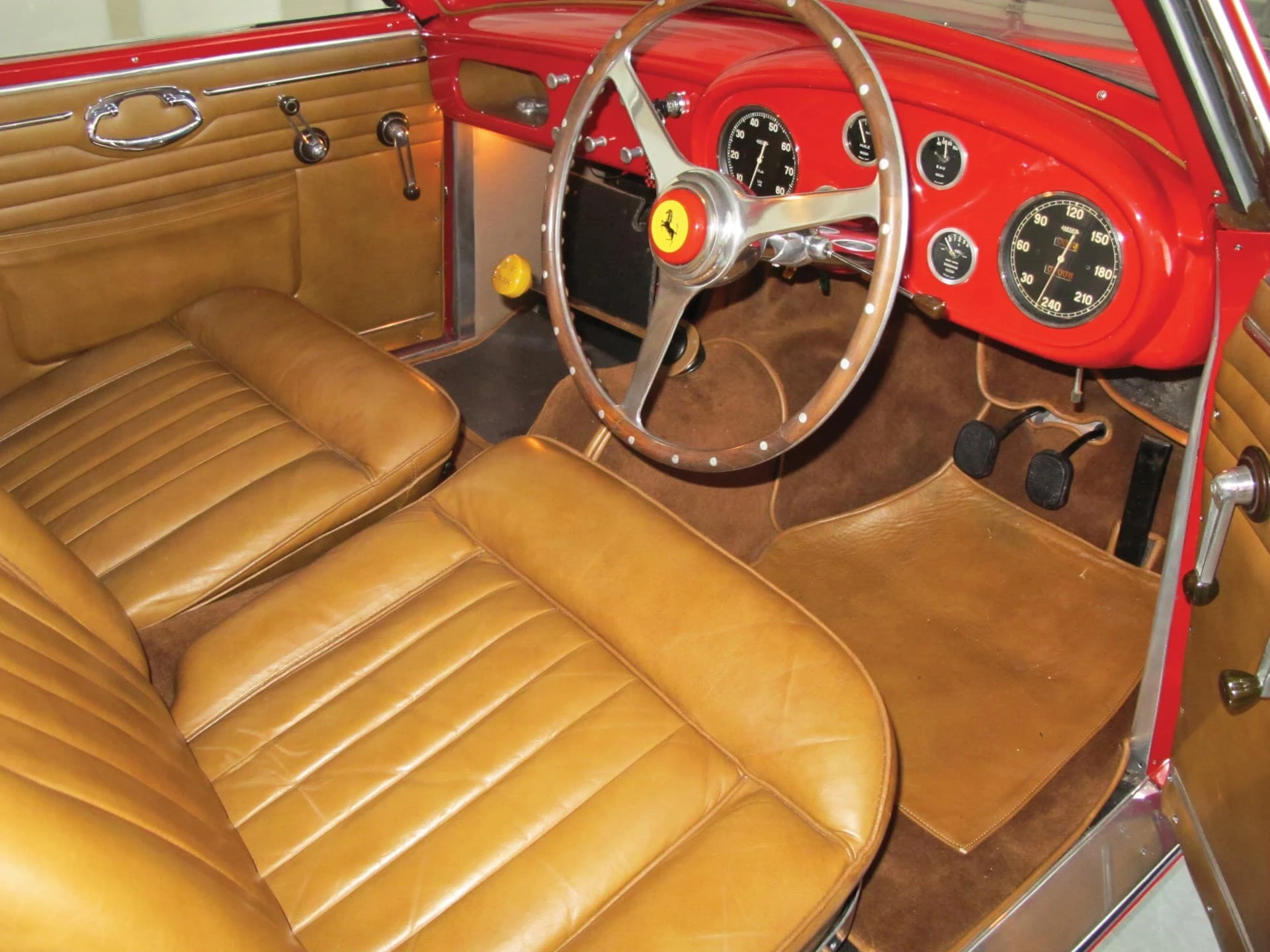 Ferrari 195 Inter Coupé Ghia 1950 4