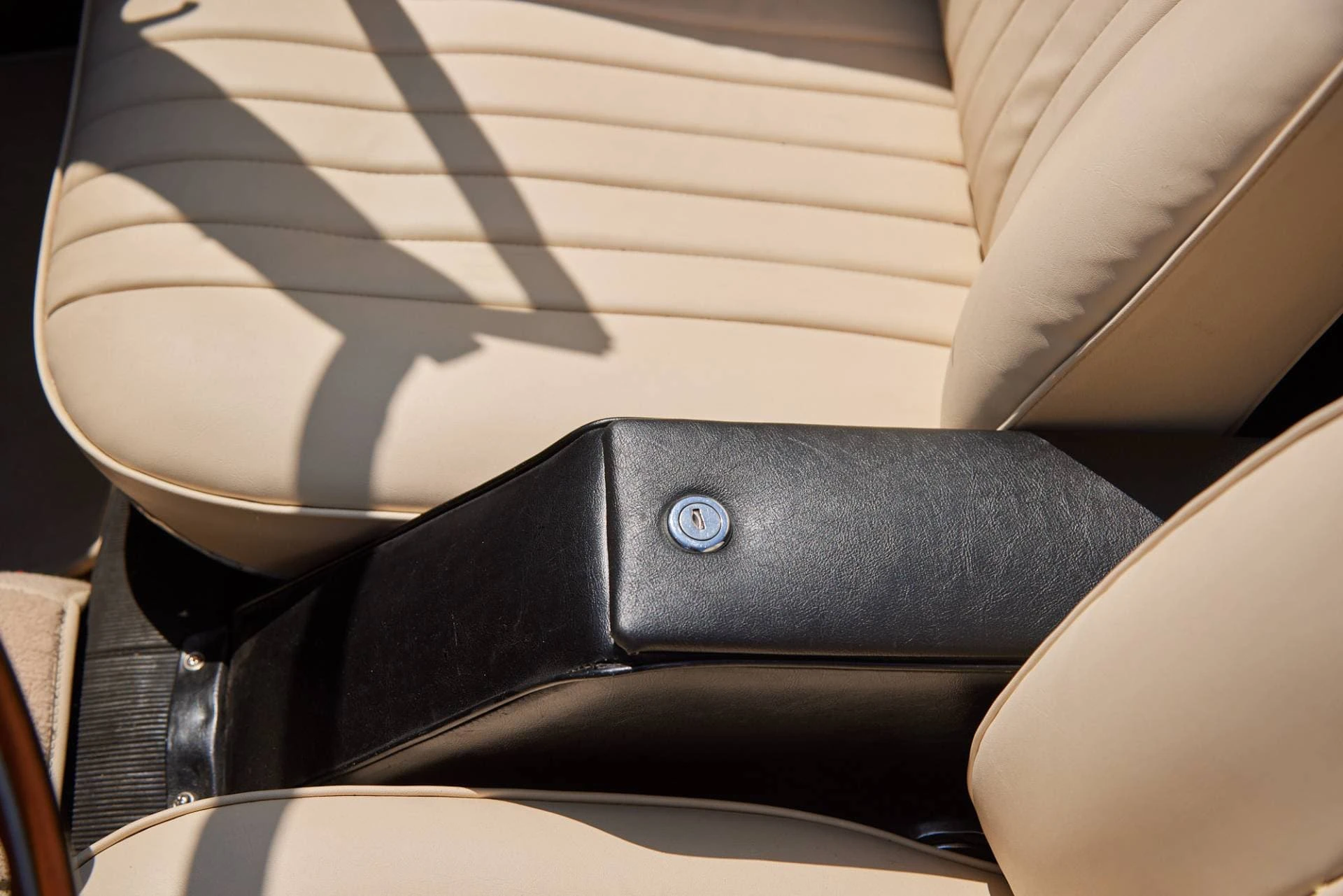 Fiat OSCA 1600 S Cabrioet (Pinifarina) - 1965 - 25