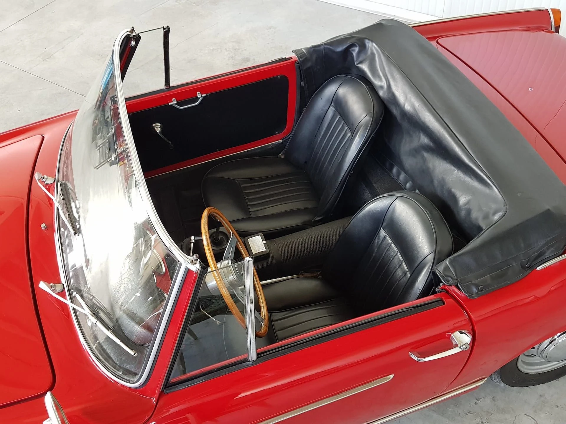 Innocenti 950 Spider 1961 13