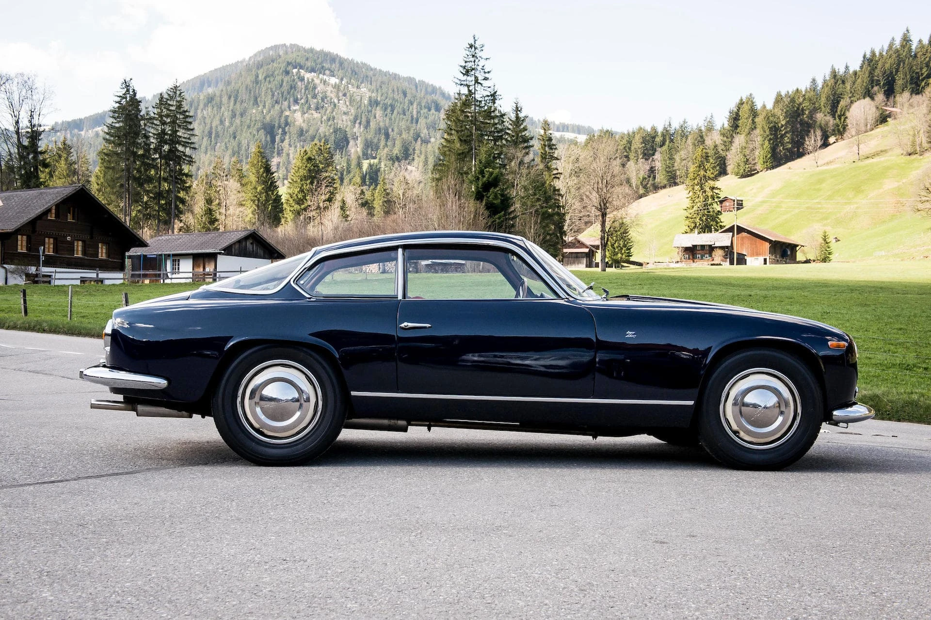 Lancia Flaminia 2.8-Litre Super Sport 'Double Bubble' Coupé Zagato 1965 4