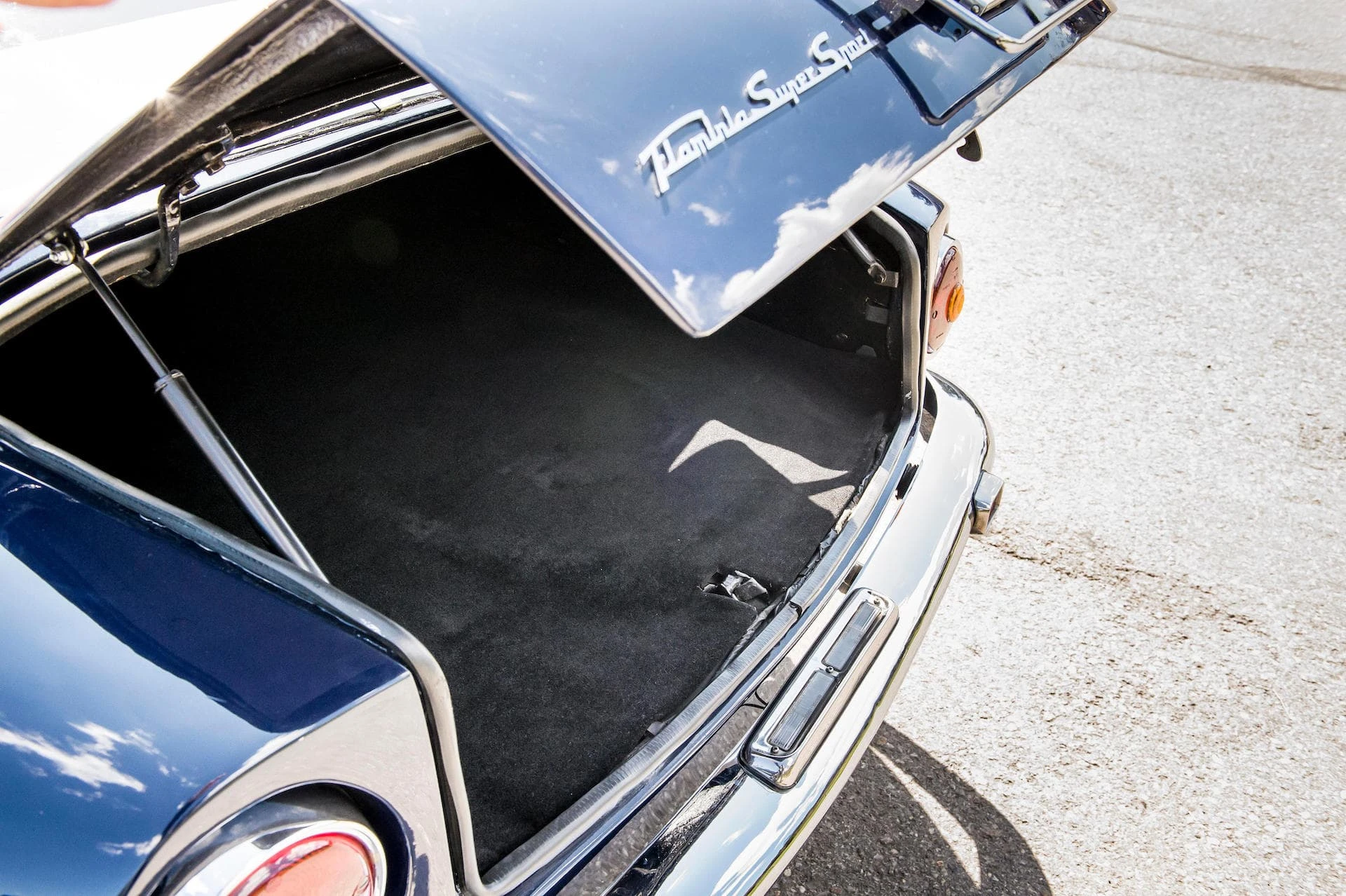 Lancia Flaminia 2.8-Litre Super Sport 'Double Bubble' Coupé Zagato 1965 50