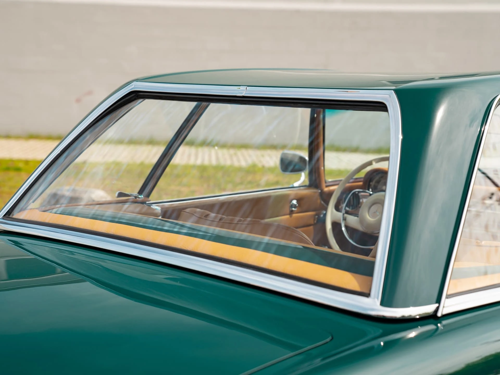 Mercedes-Benz 230 SL Pagode - 1963 35