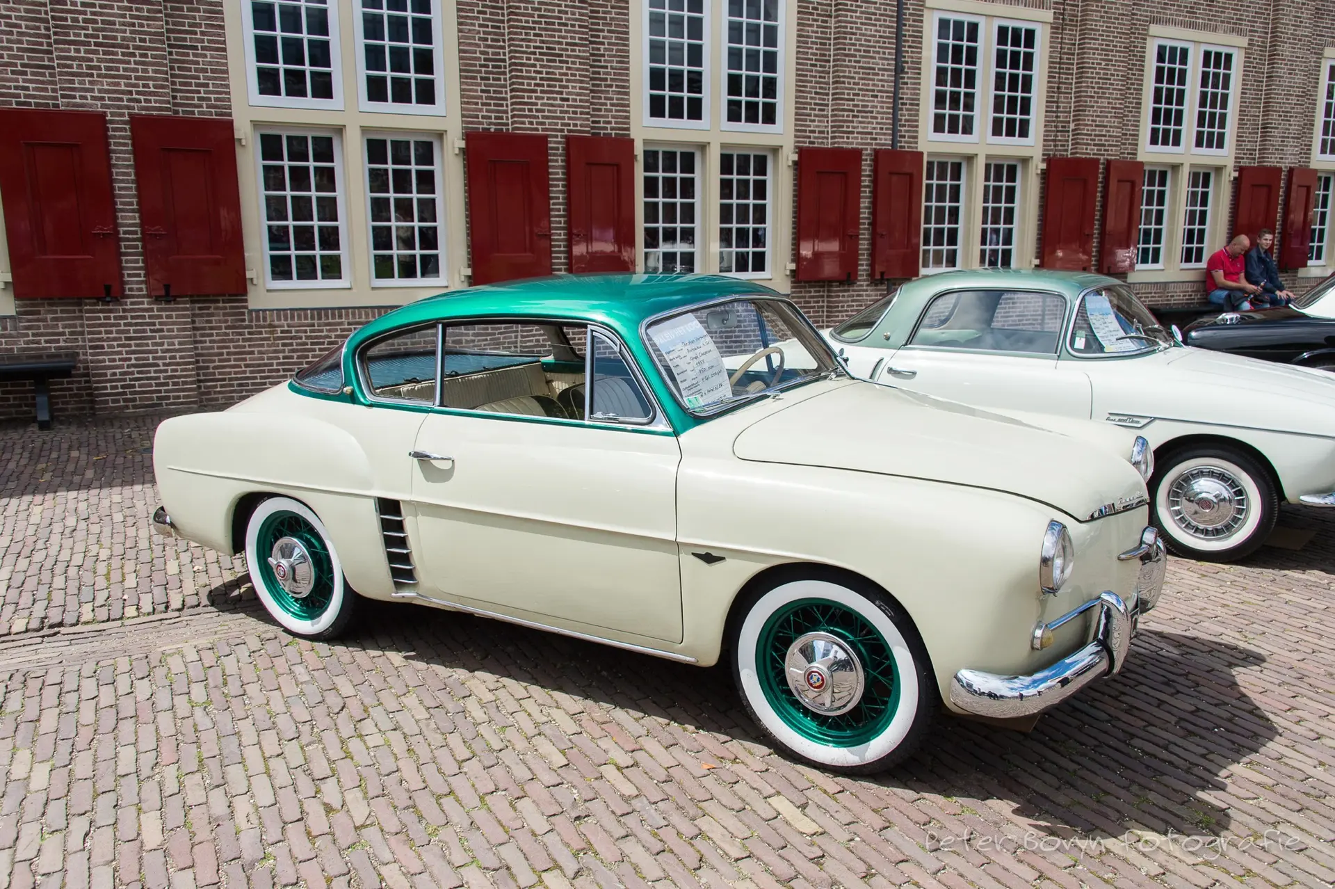 Renault-Autobleu-4CV-coupe-1955-30