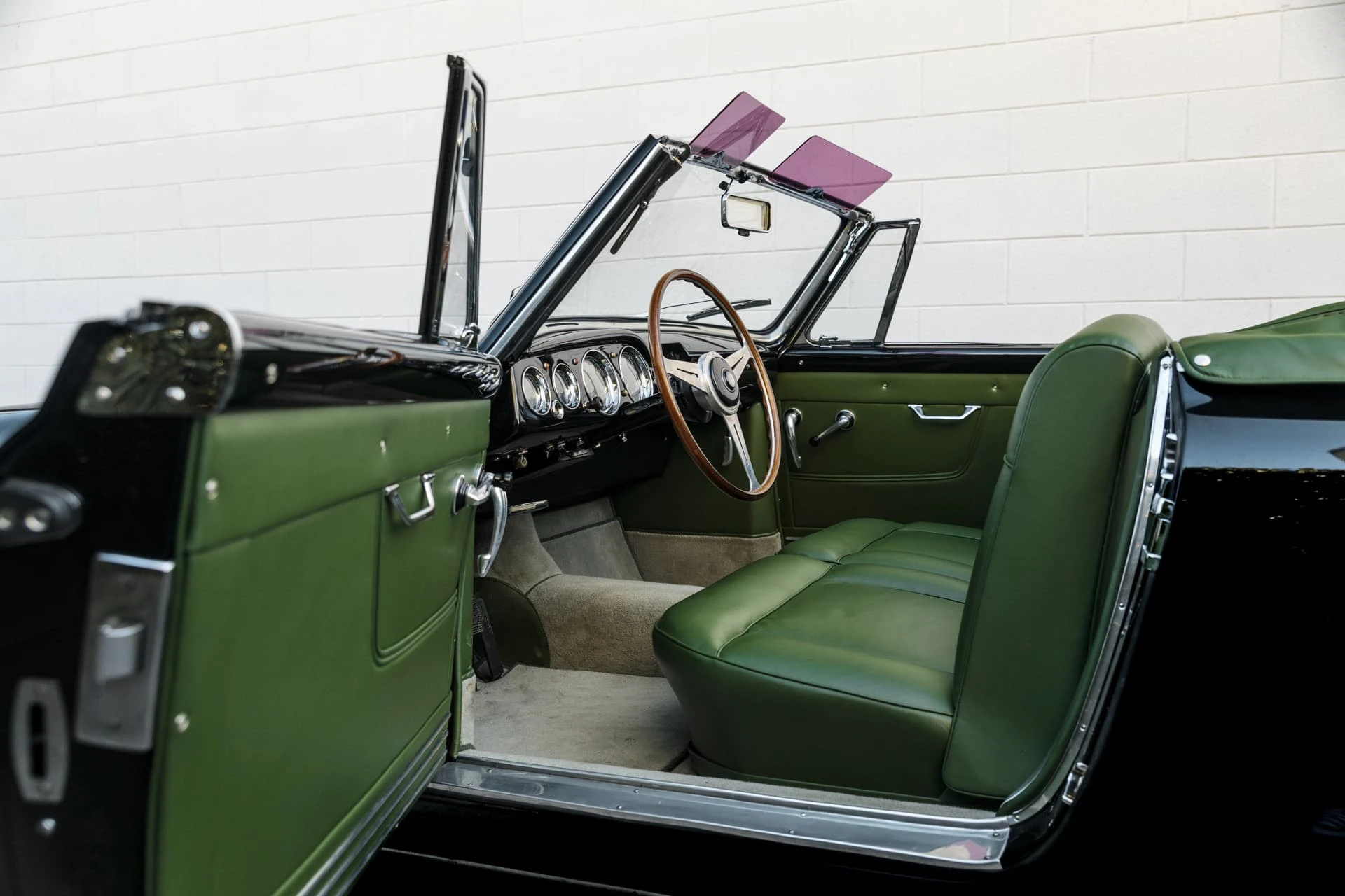 Alfa Romeo 1900 C cabriolet Pinin Farina 1953 21