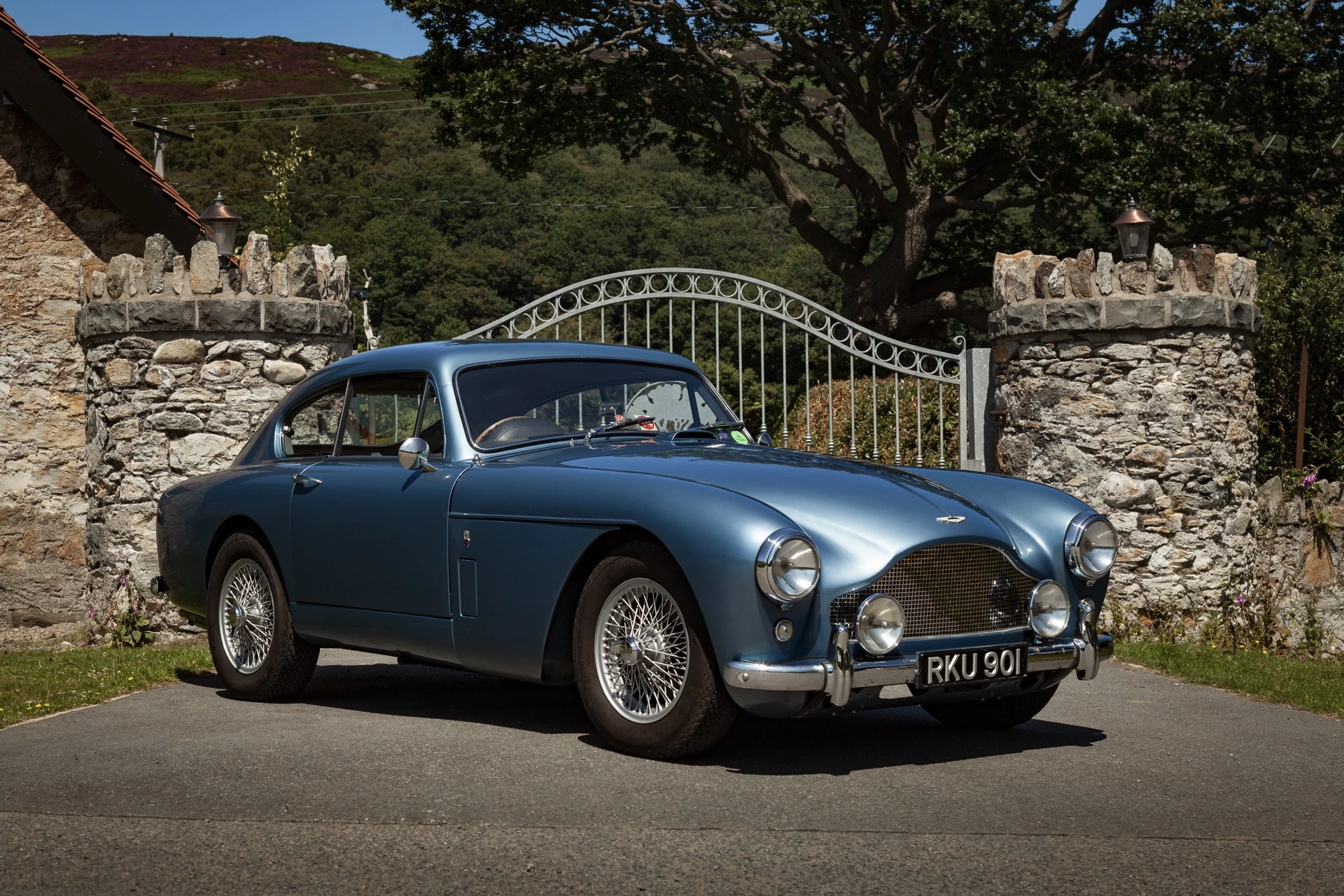 Aston Martin DB MKIII 1959 2