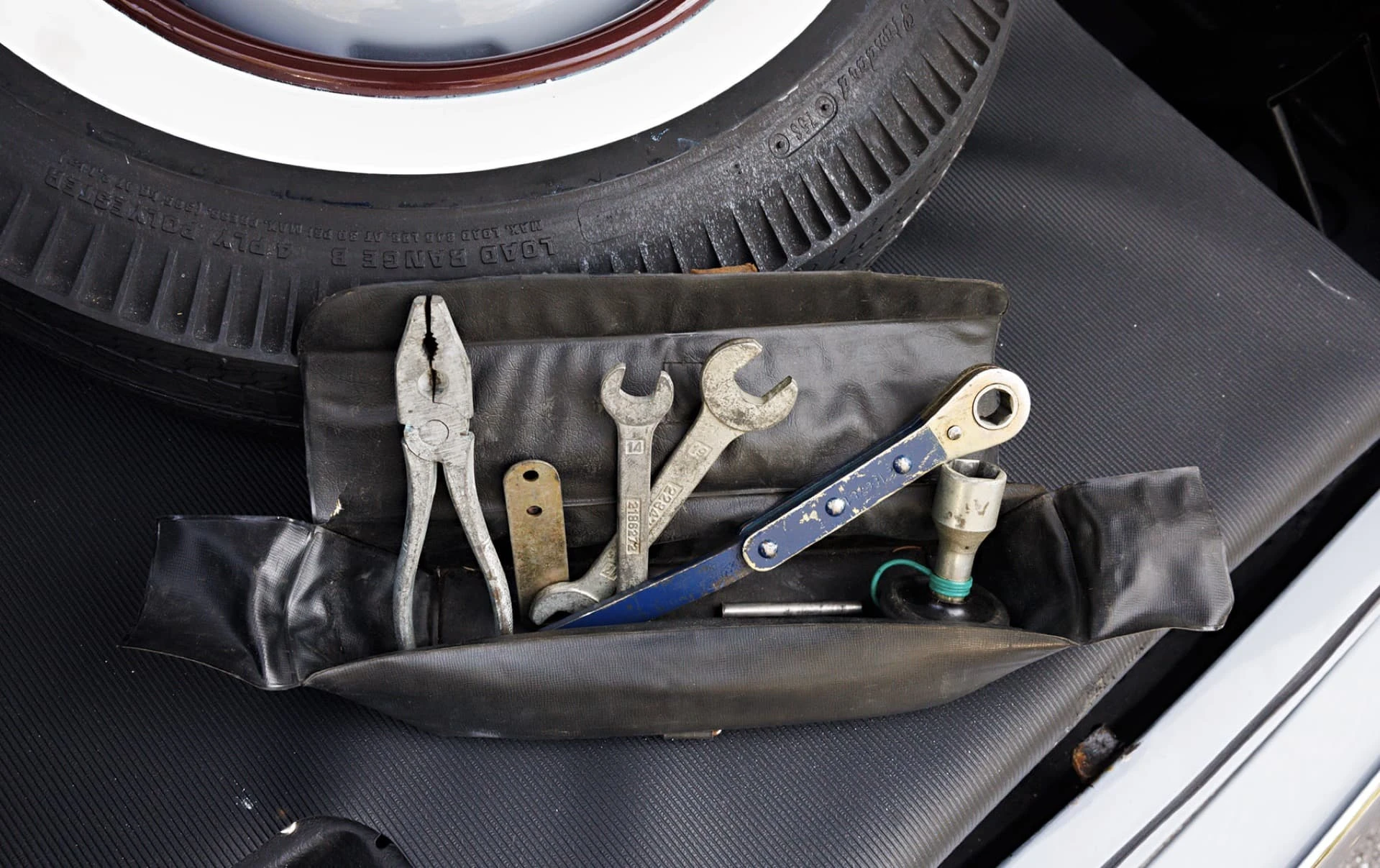 Fiat 1400 Rondine Coupe Monviso 1952 29