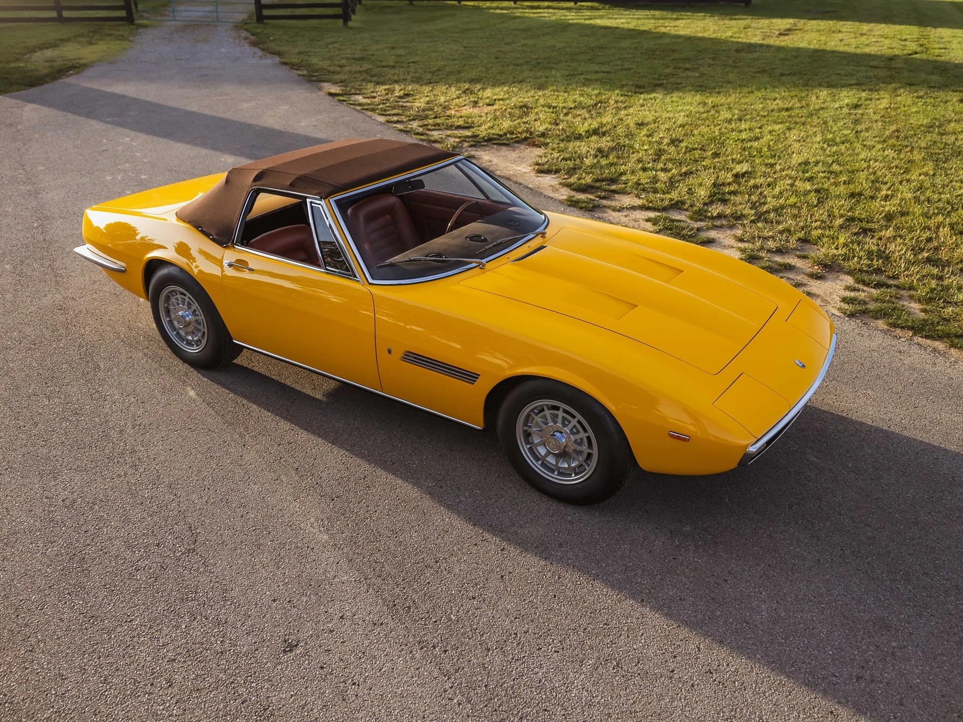 Maserati Ghibli Spyder Prototype Ghia 1968 30