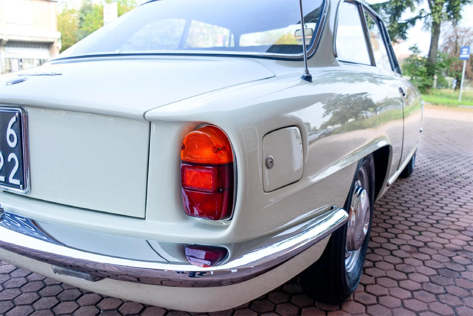 Alfa Romeo 2000 Sprint Bertone 1962 24