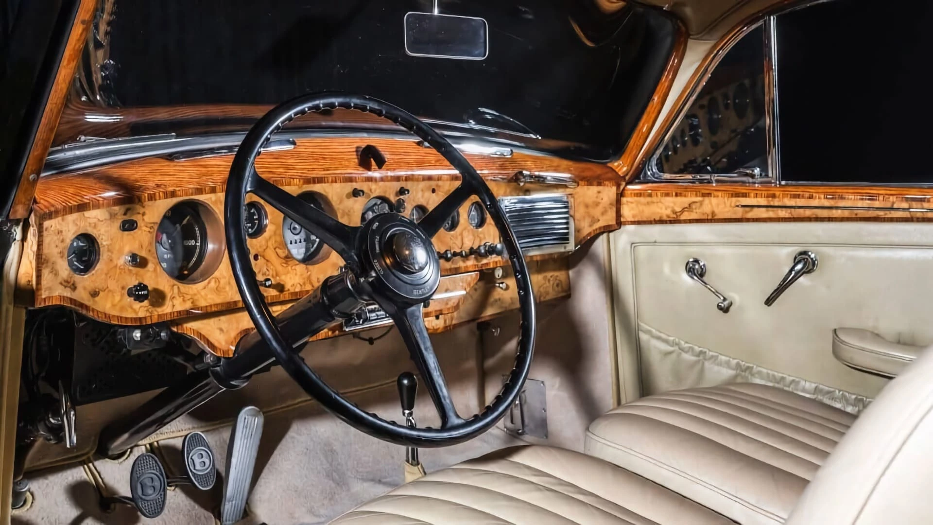 Bentley Continental Type R Franay 1954 11