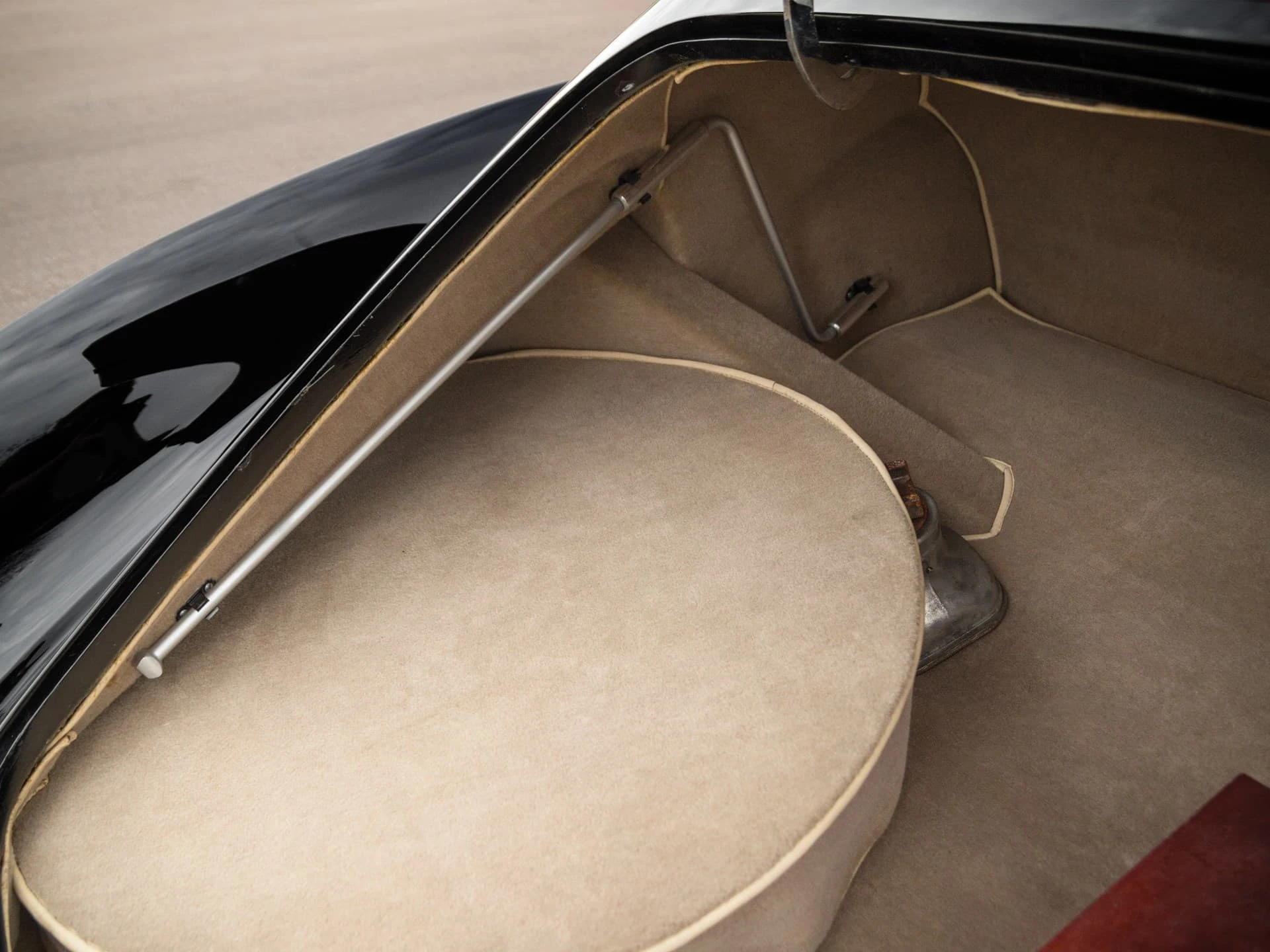 Bentley Continental Type R Franay 1954 30